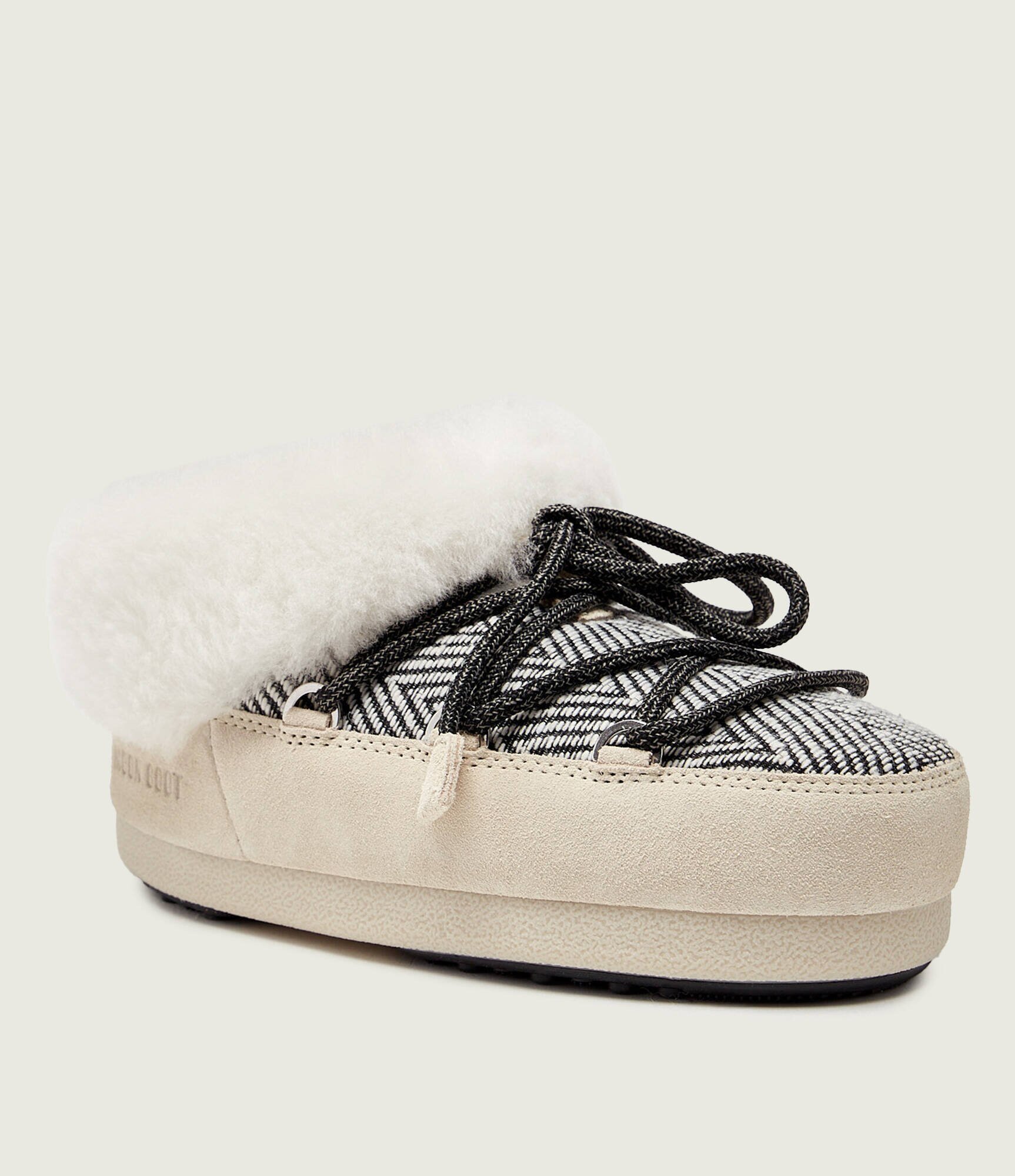 Moon Boot Bocanci X GUEST IN RESIDENCE EVX | shearling | zamsz
