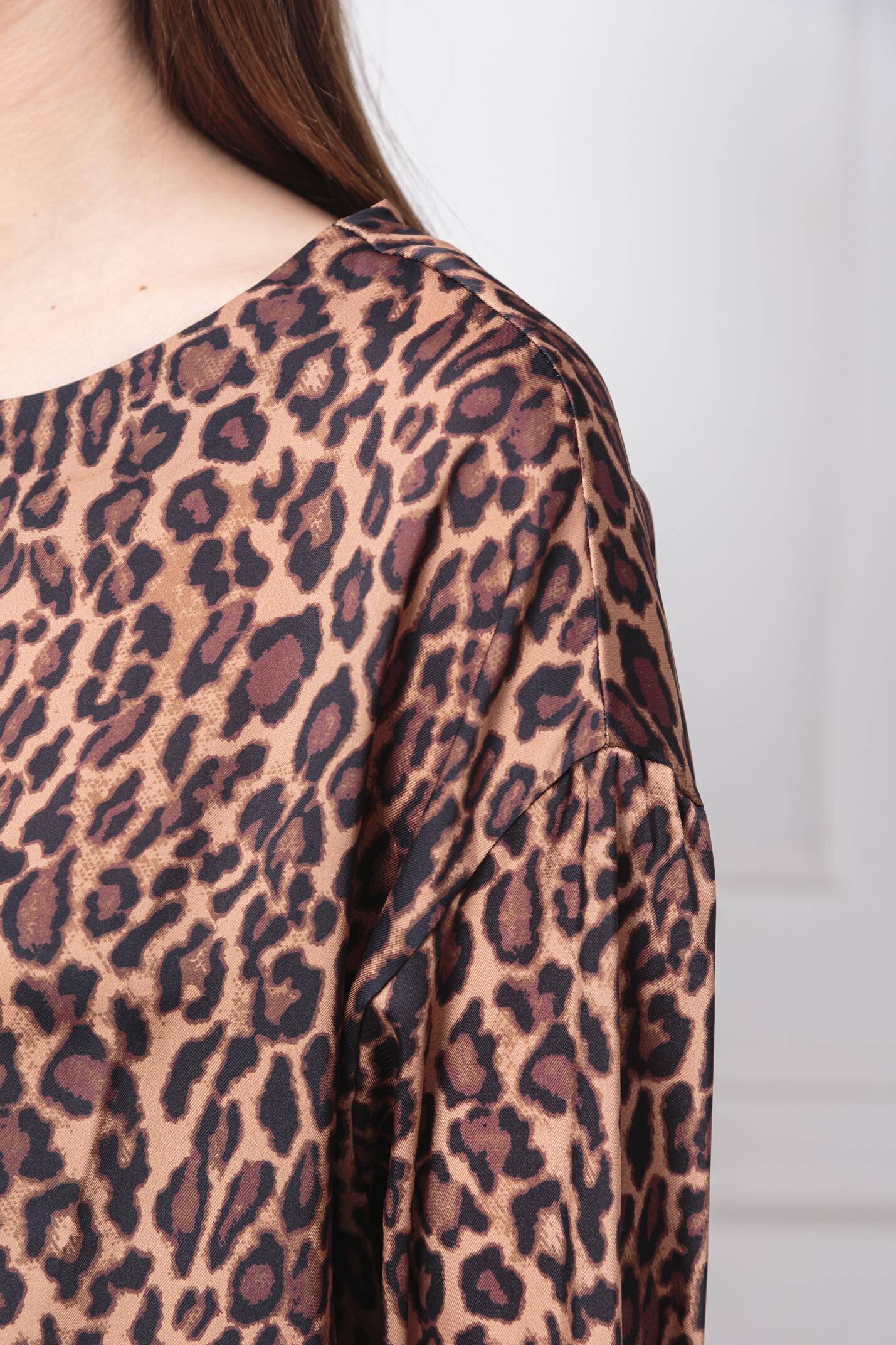 NA-KD Bluză Leopard | Relaxed fit