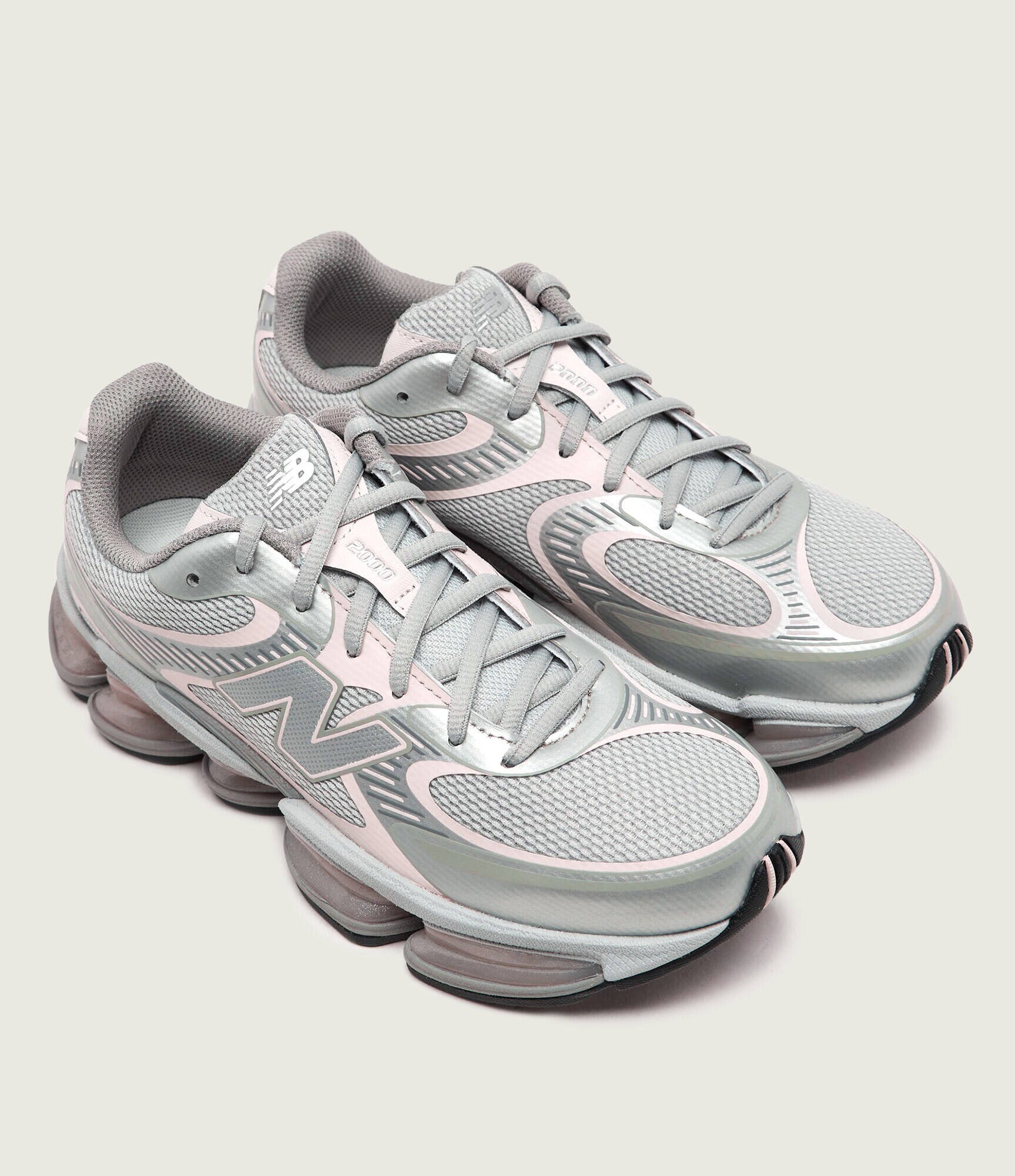 New Balance Sneakers U2000
