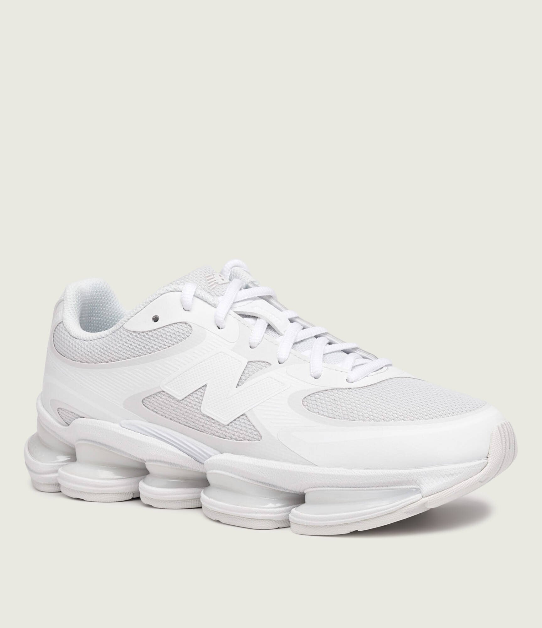 New Balance Sneakers U2000