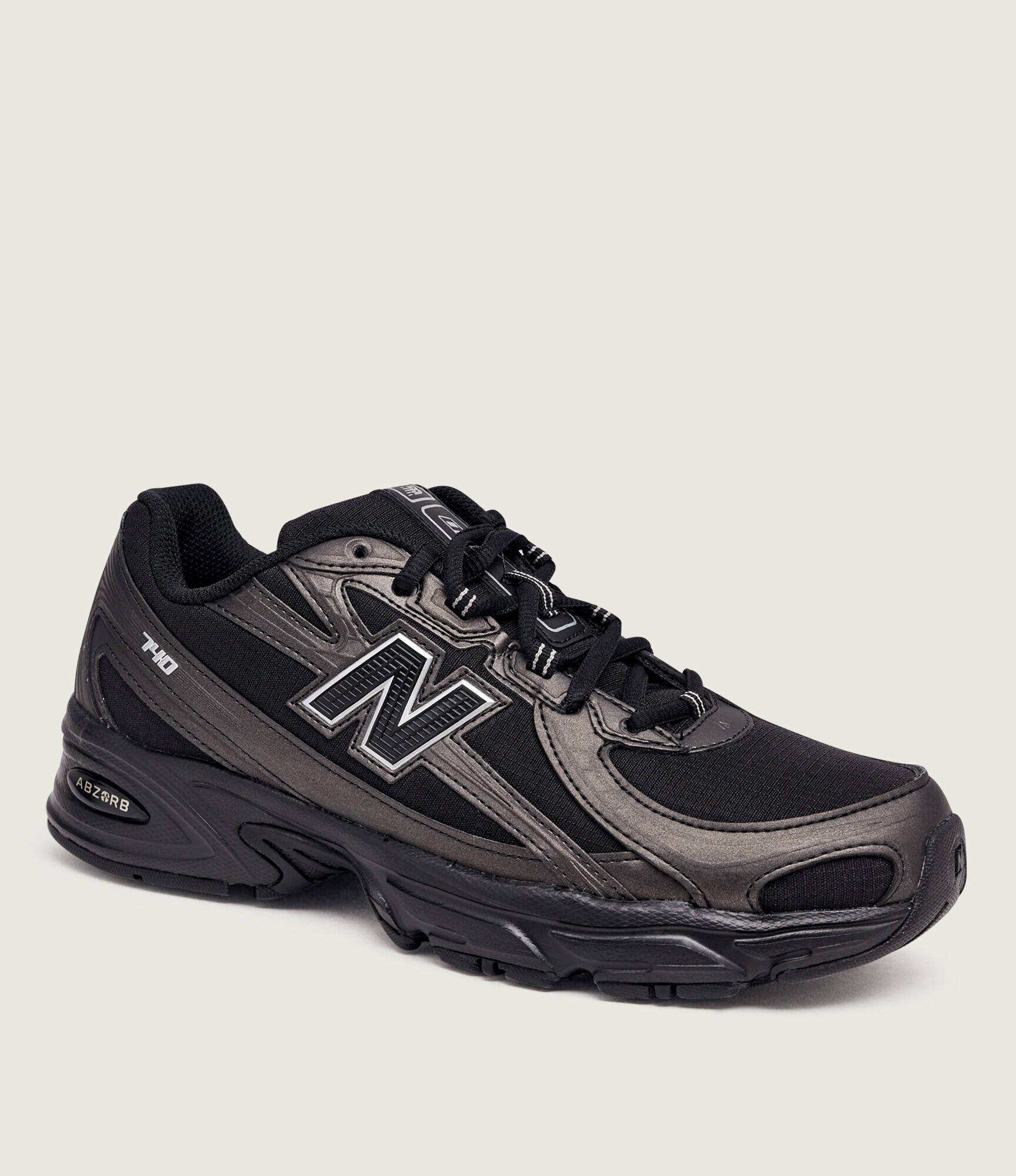 New Balance Sneakers U740