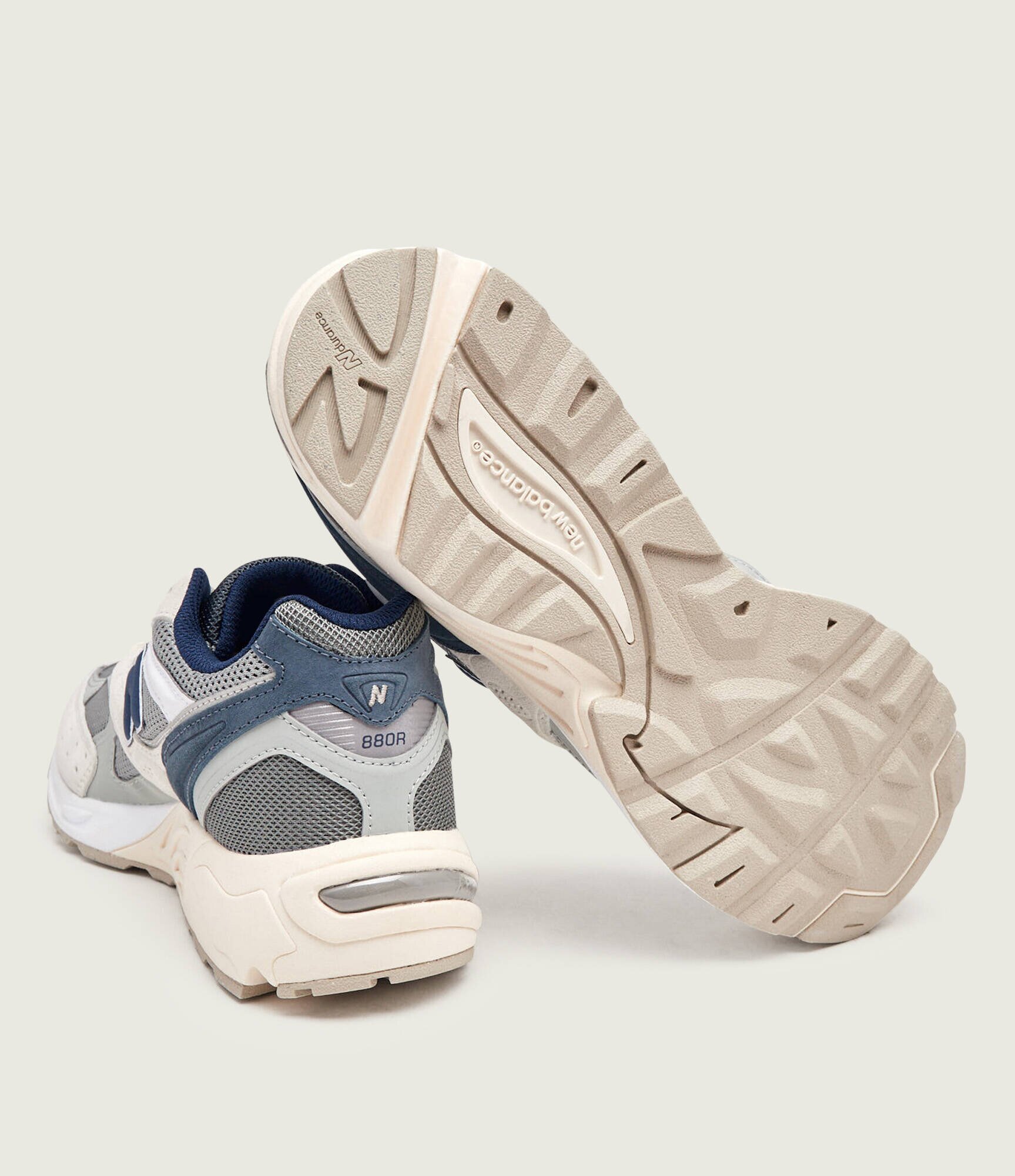 New Balance Sneakers U880R | piele întoarsă