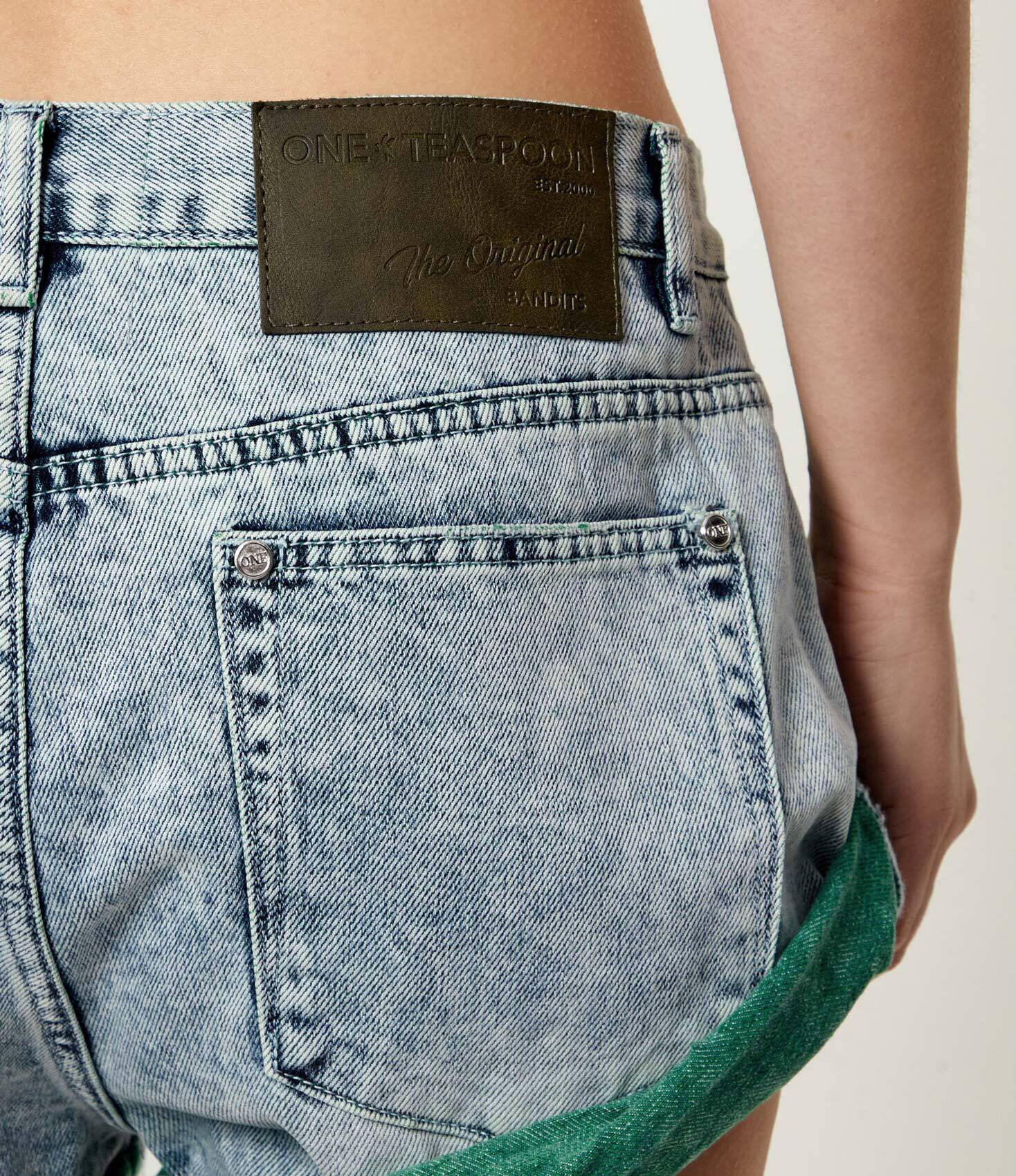 One Teaspoon De blugi pantaloni scurți BANDITS | Loose fit | low waist