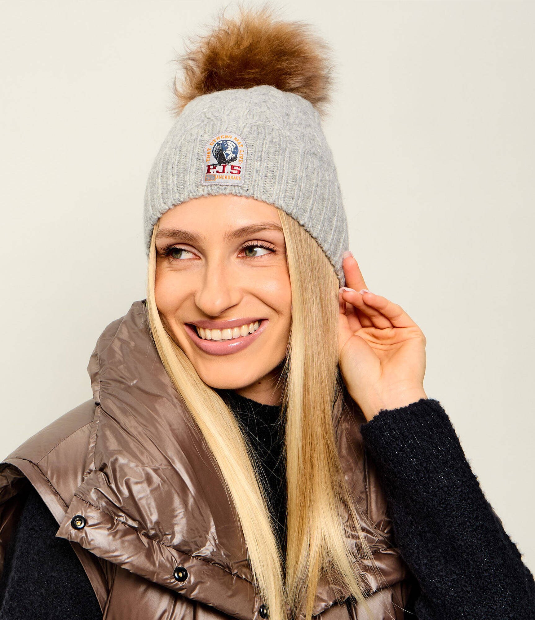 PARAJUMPERS De lână căciulă Kylie