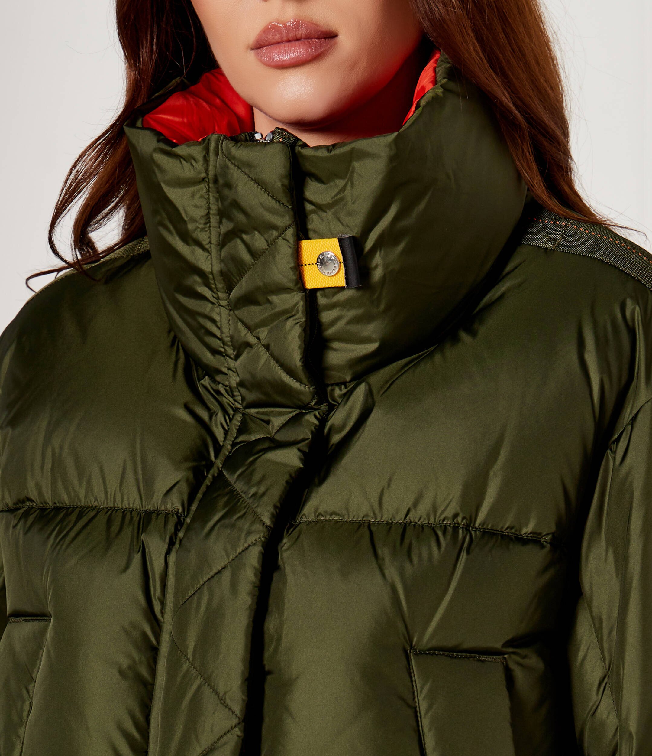 PARAJUMPERS Geacă CECY | Cropped Fit