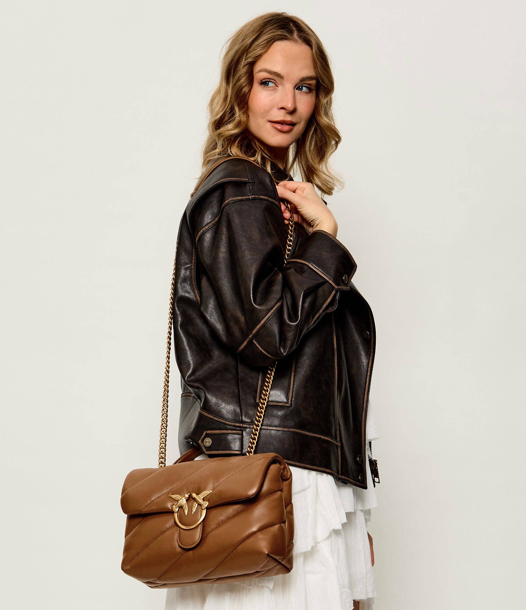 Pinko De piele geantă pe umăr Love Classic Puff