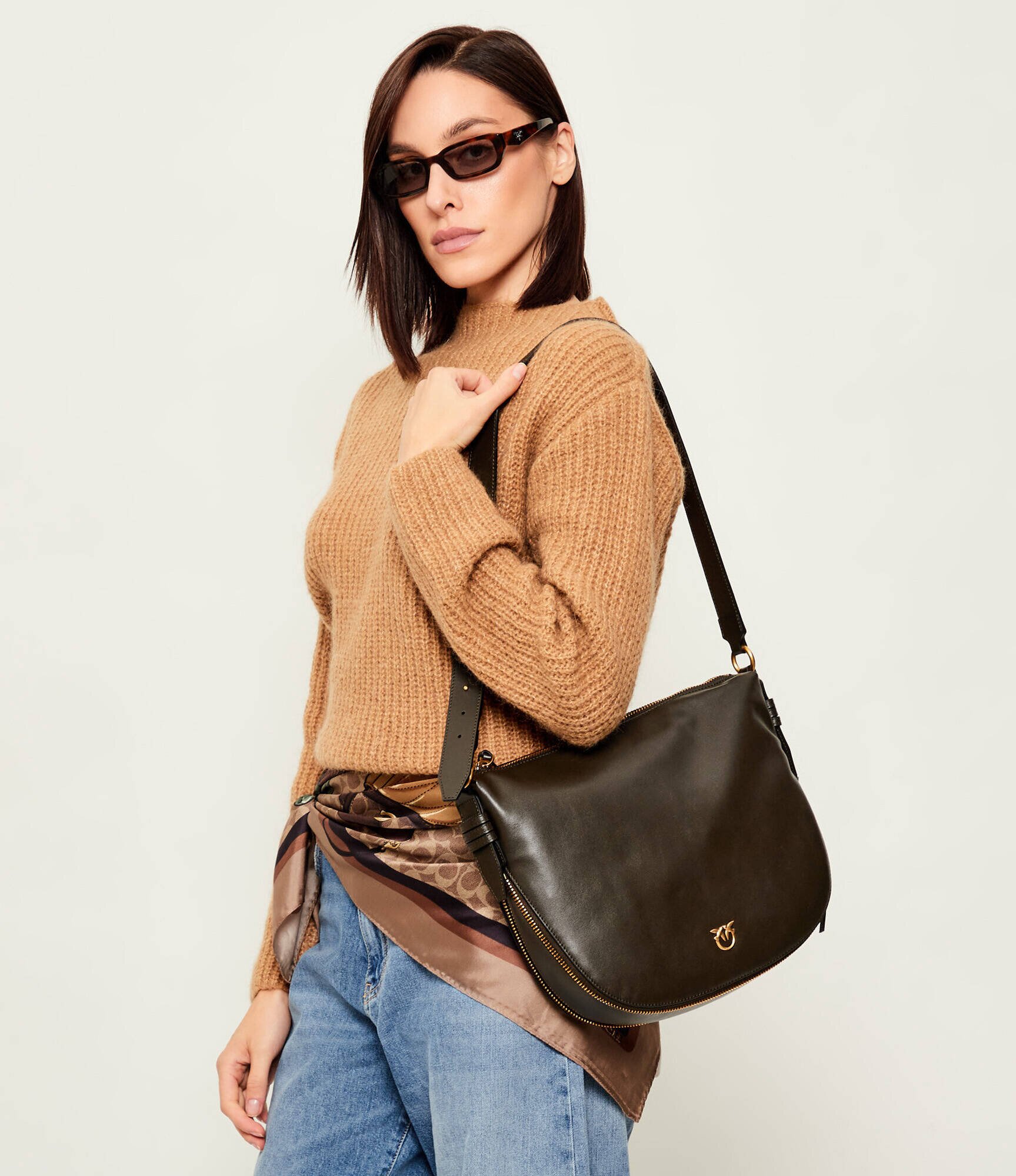 Pinko De piele geantă pe umăr Zip Around Classic