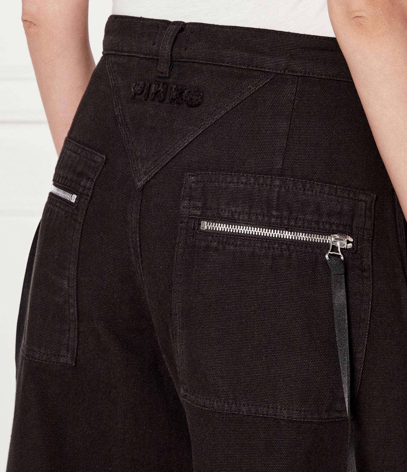 Pinko Pantaloni scurți PASCAL | Loose fit