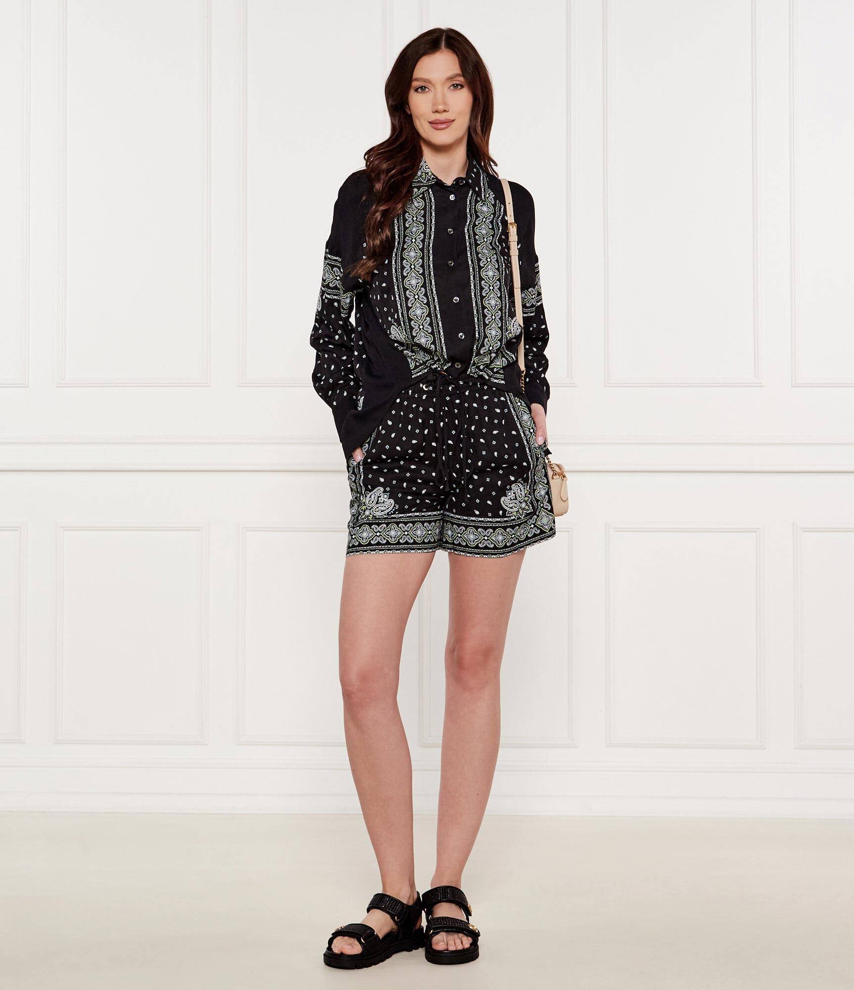 Pinko Pantaloni scurți | Regular Fit
