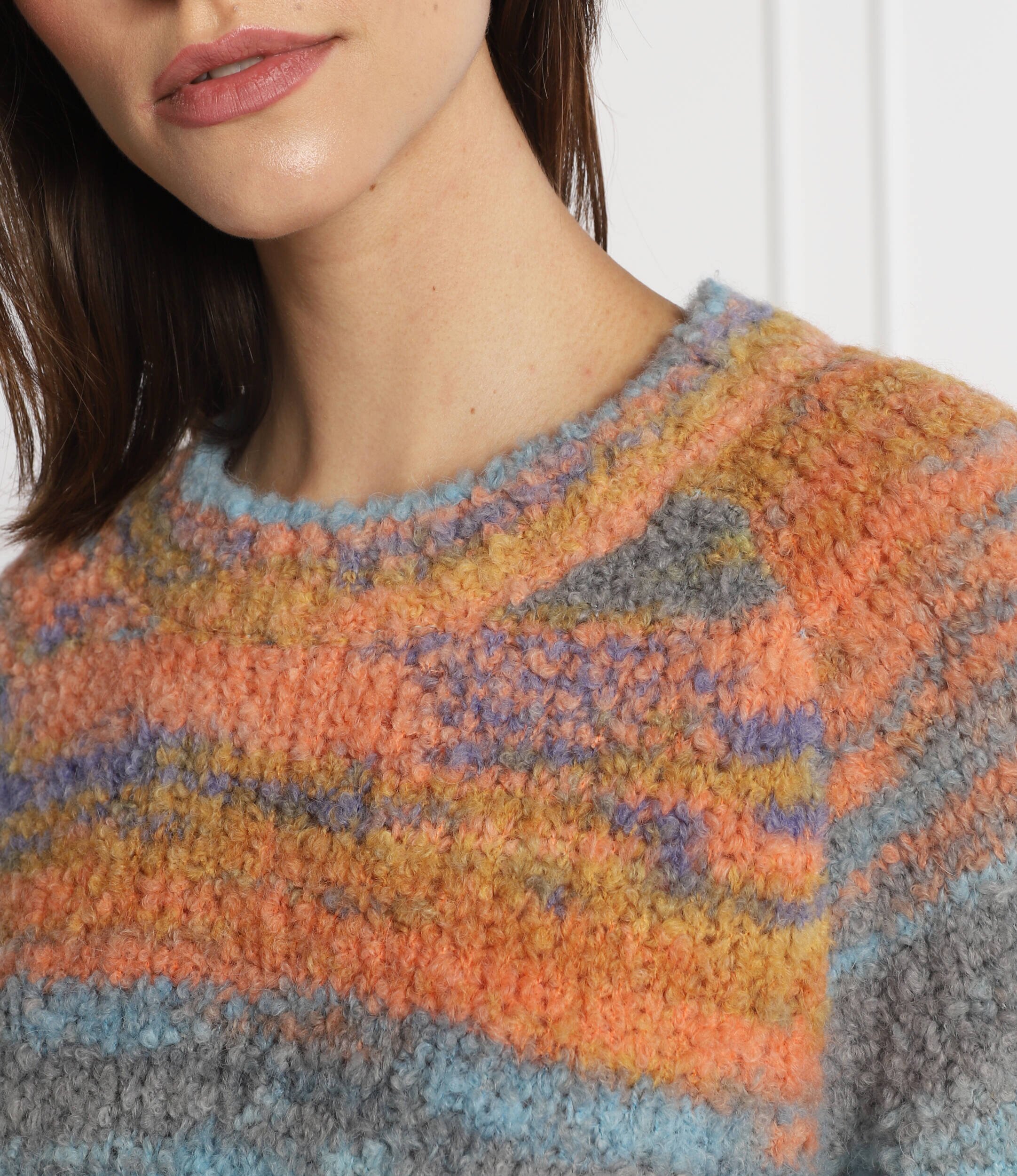 RIANI Pulover | Relaxed fit