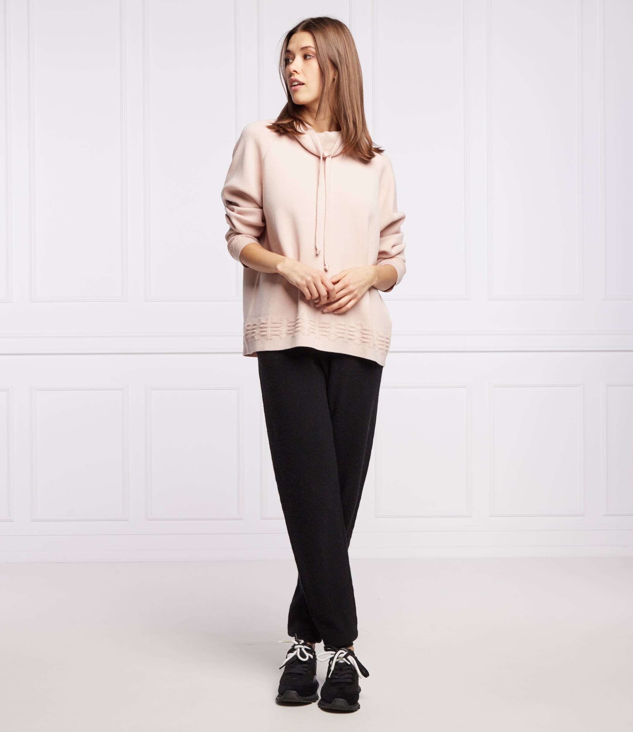 RIANI Pulover | Relaxed fit