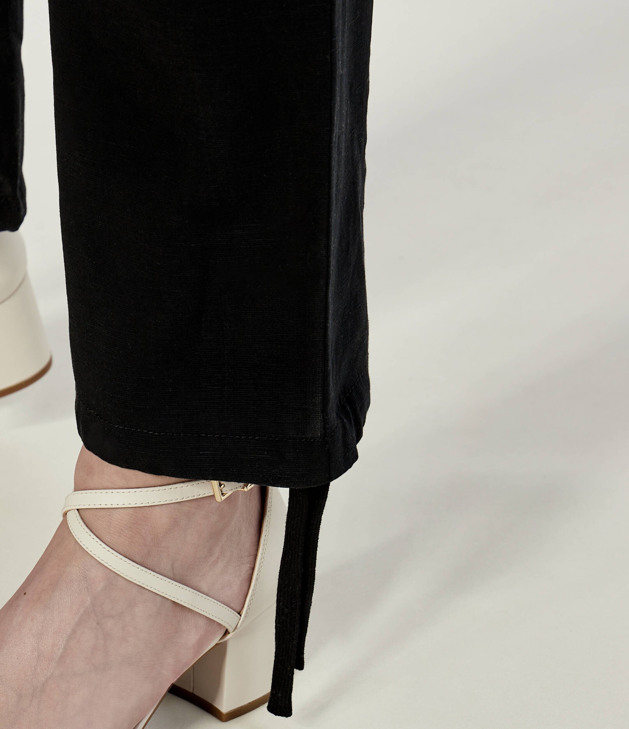 Samsøe Samsøe Pantaloni Sagira | Relaxed fit | cu adaos de in
