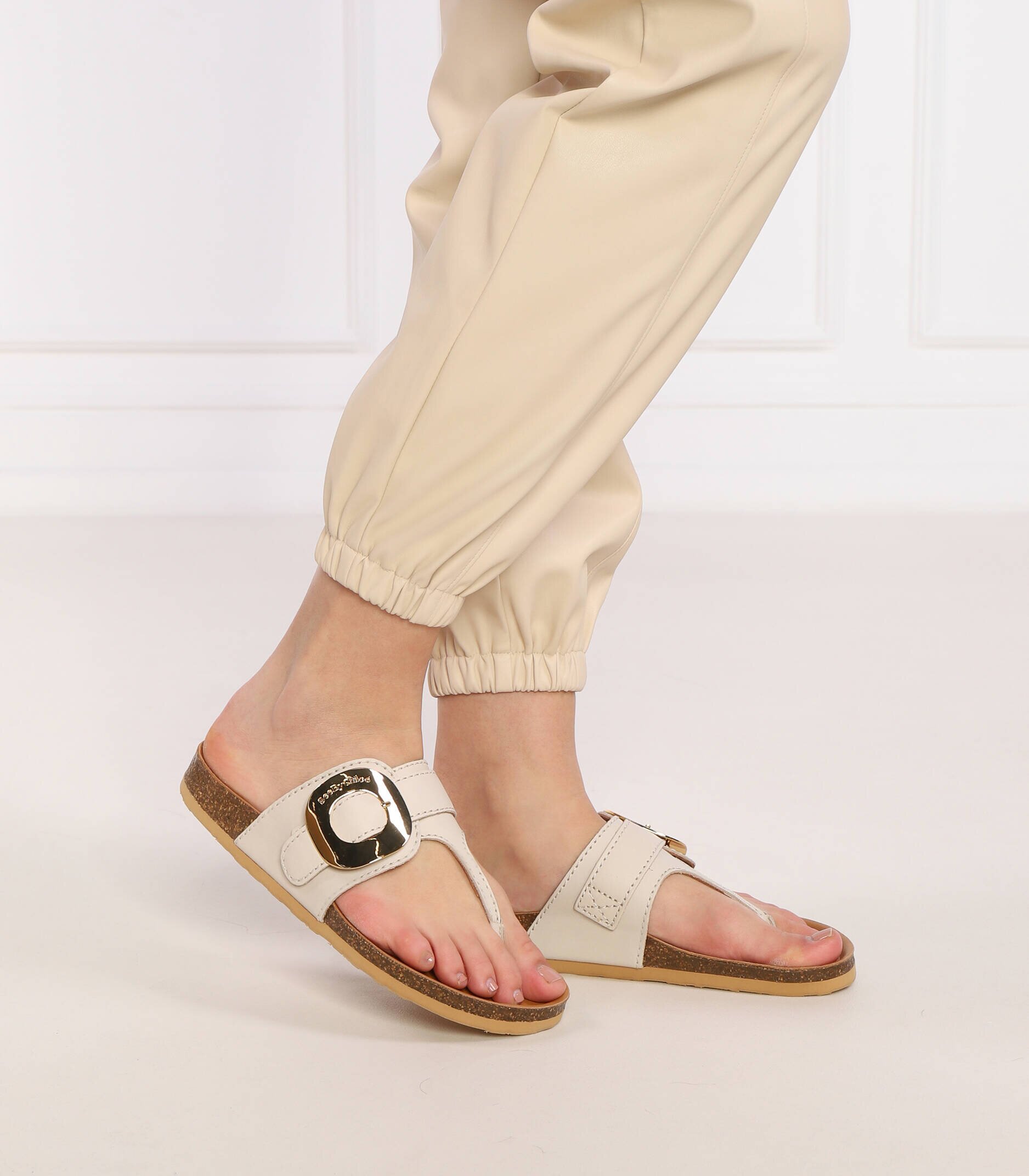 See By Chloé De piele flip flops
