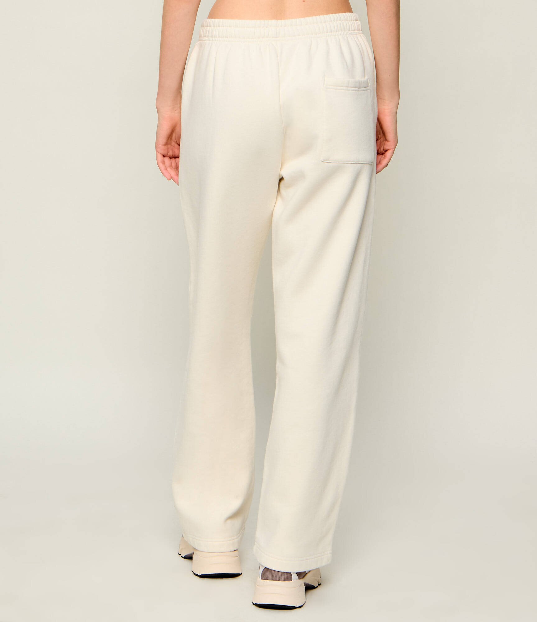 Sporty&Rich Pantaloni de trening BASILA | Relaxed fit