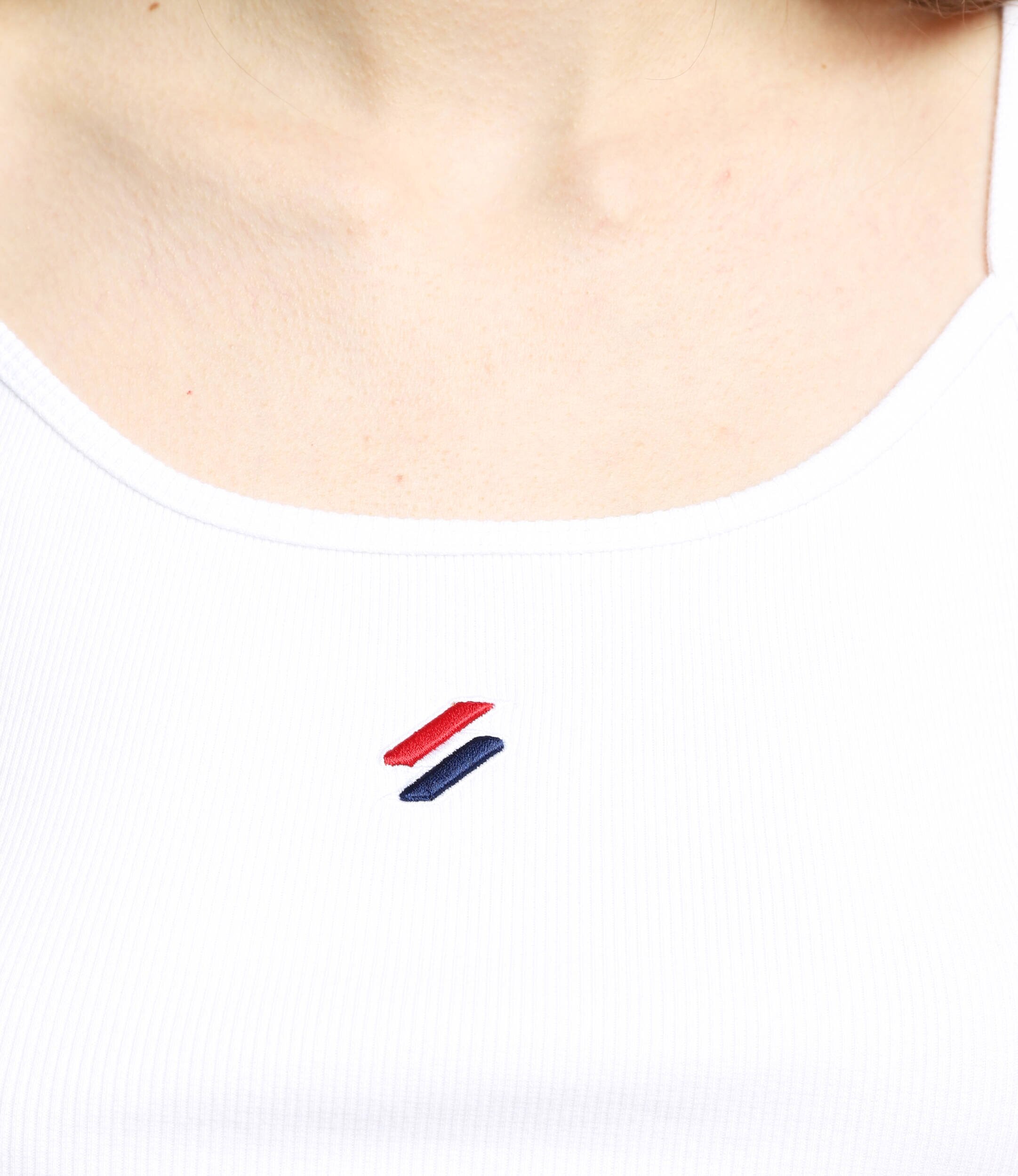 Superdry Top ESSENTIAL | Cropped Fit