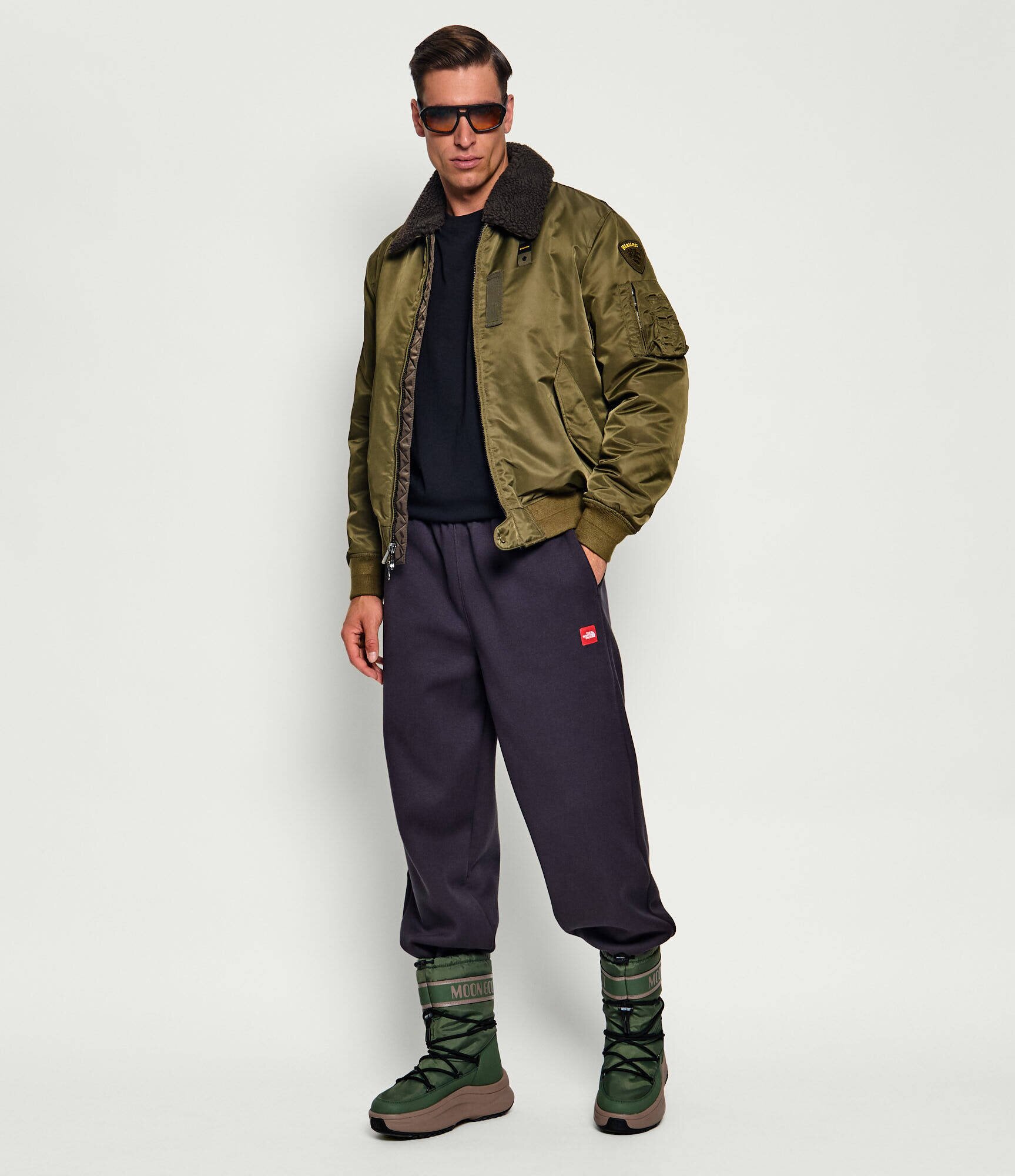 The North Face Pantaloni de trening M TNF | regular fit