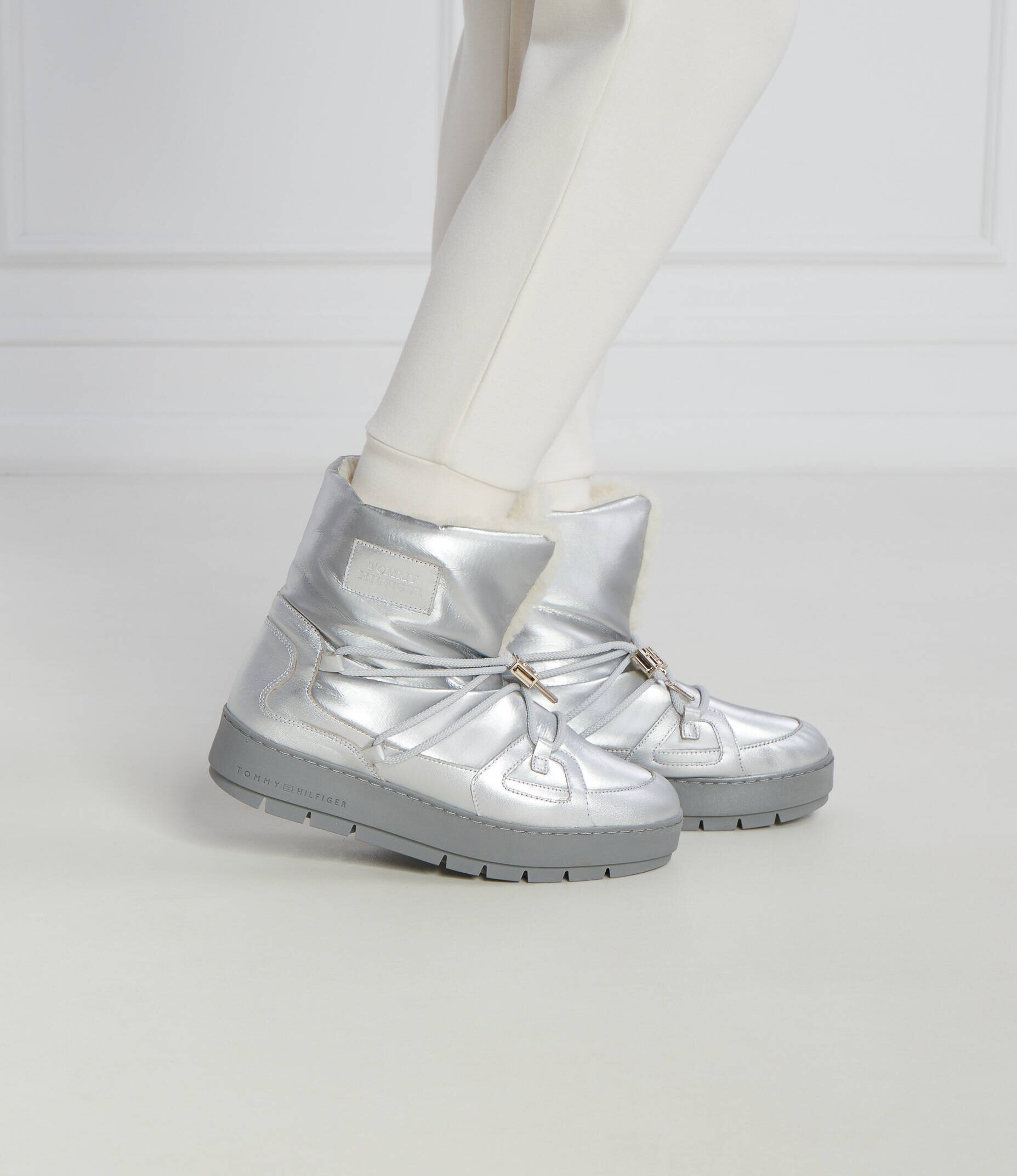 Tommy Hilfiger Bocanci | piele
