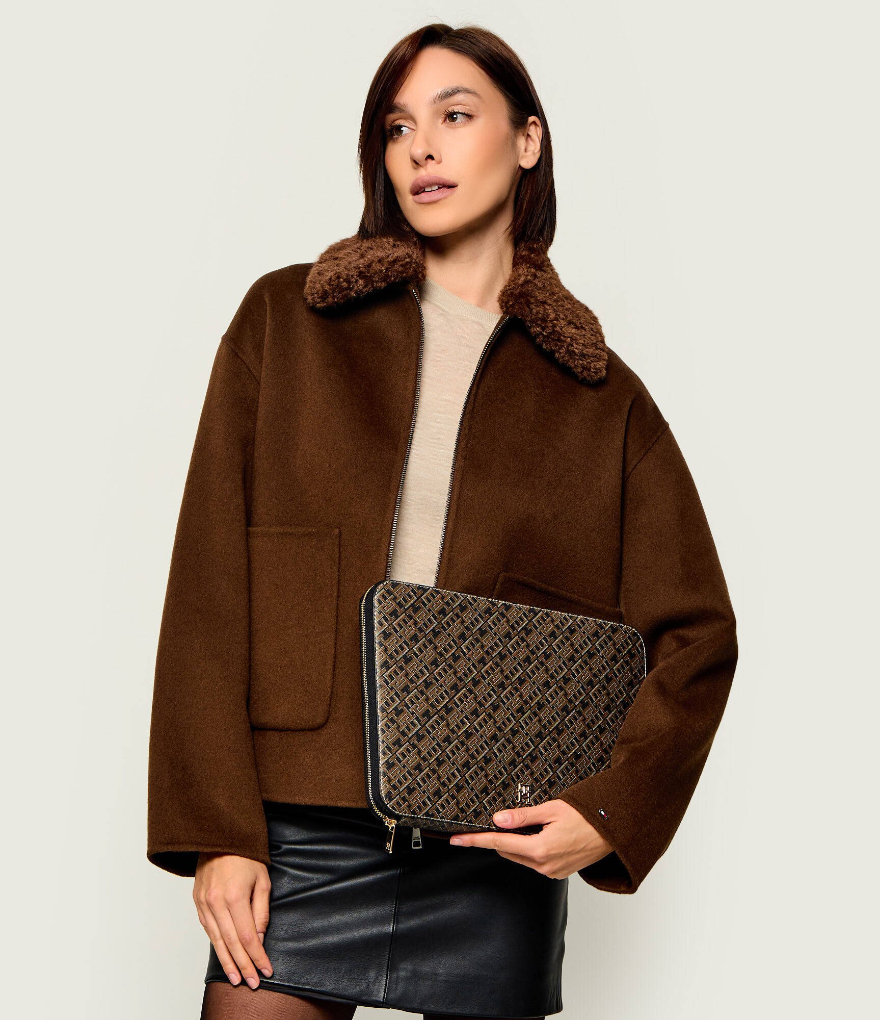 Tommy Hilfiger Husă pentru laptop 14” Icon