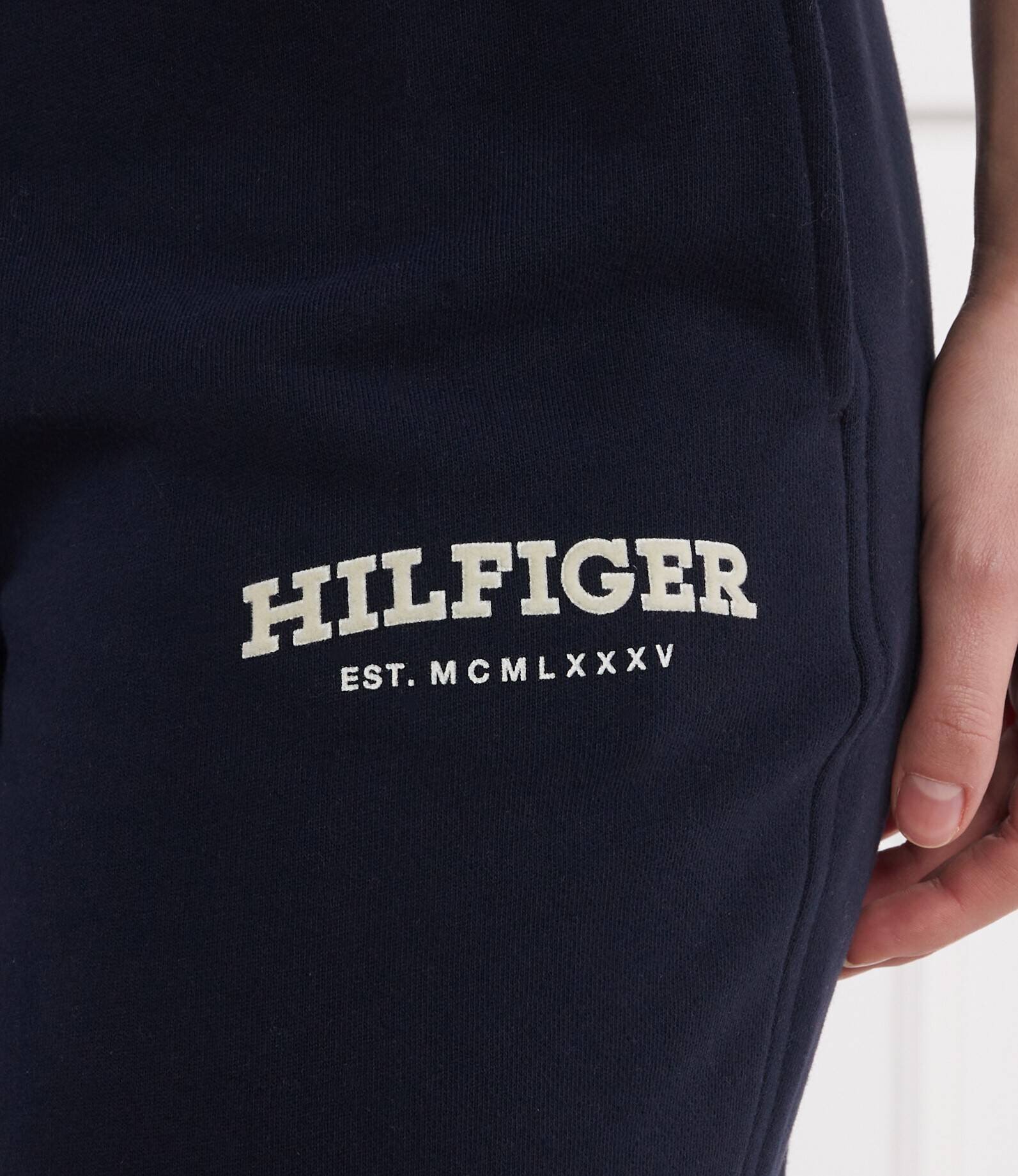 Tommy Hilfiger Pantaloni de trening REG MONOTYPE FLOCK | Regular Fit