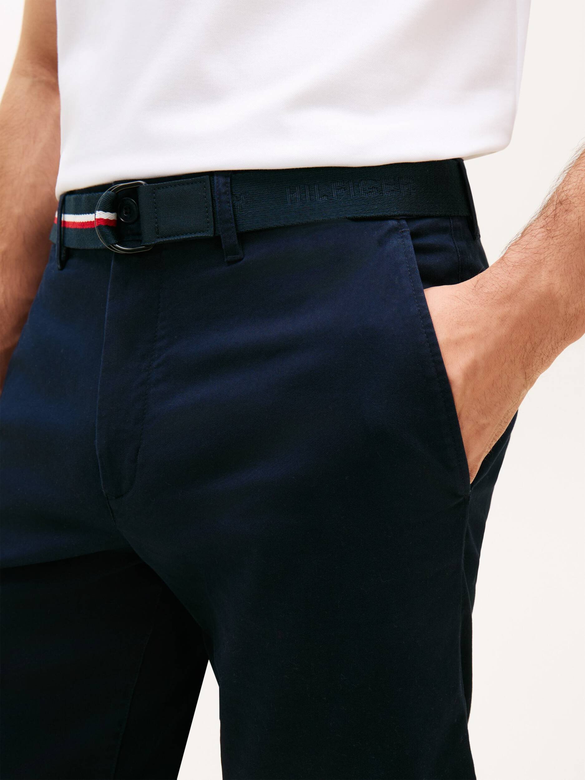 Tommy Hilfiger Pantaloni scurți chino + curea Denton | Slim Fit