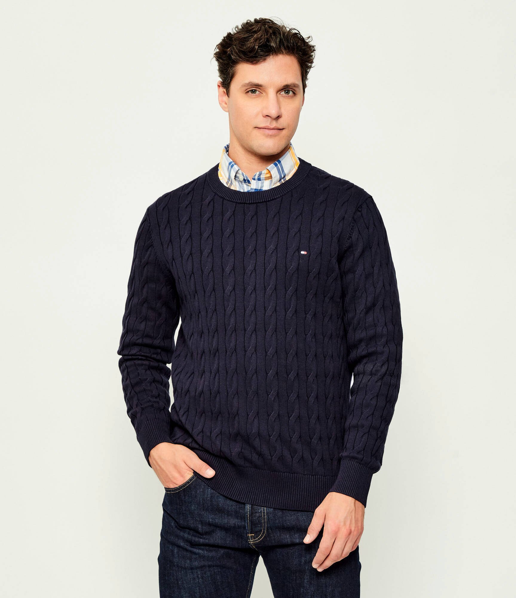 Tommy Hilfiger Pulover CLASSIC CABLE TH x F.C. Liverpool | regular fit