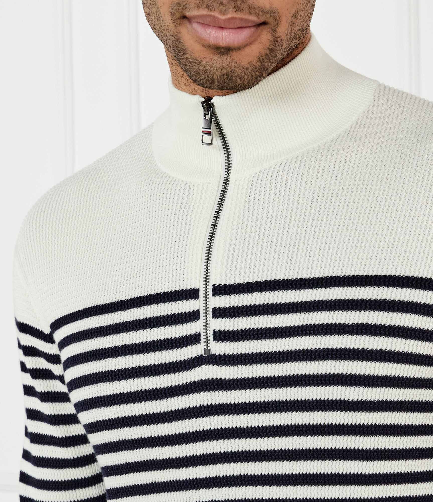 Tommy Hilfiger Pulover | Regular Fit