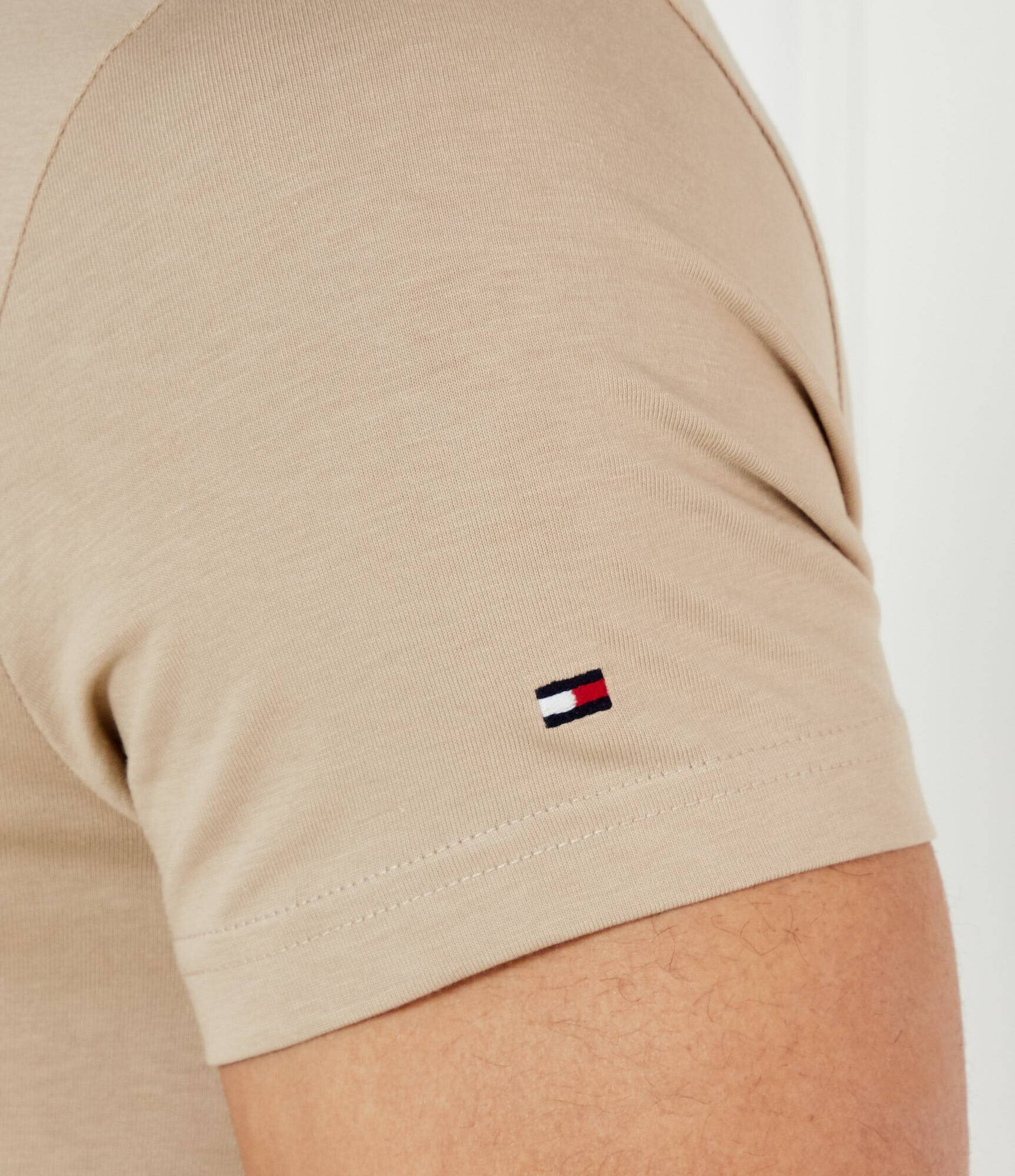 Tommy Hilfiger Tricou | Slim Fit