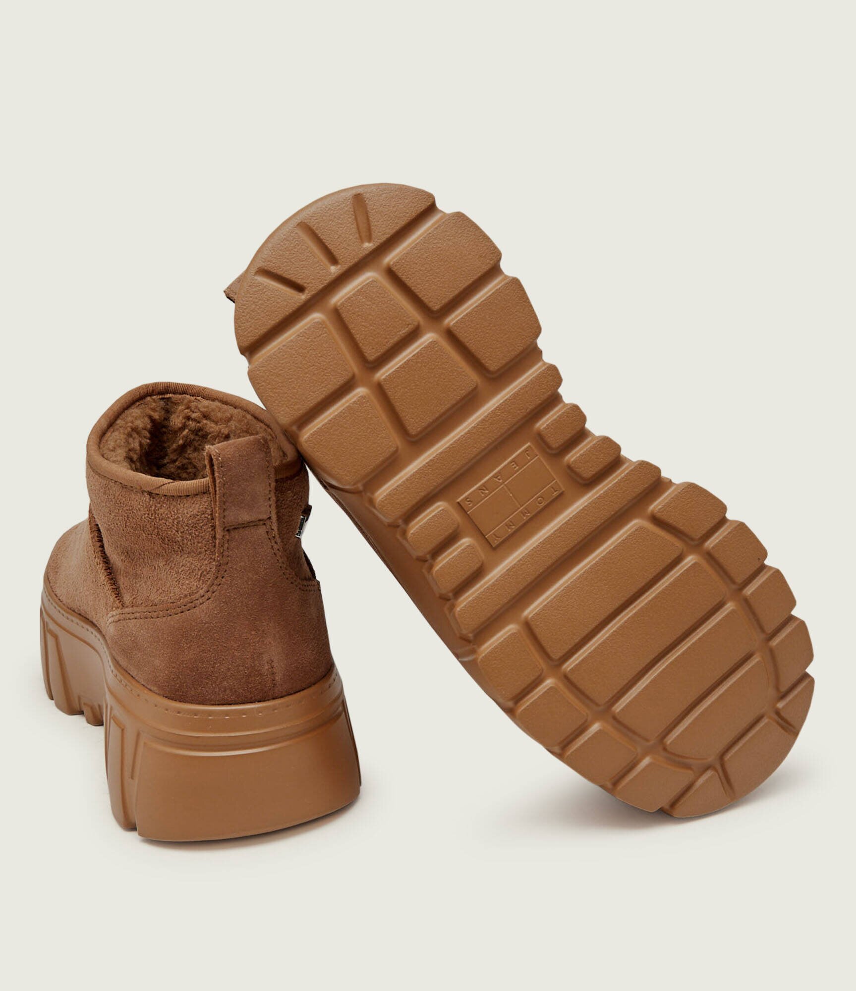 Tommy Jeans Bocanci | piele întoarsă