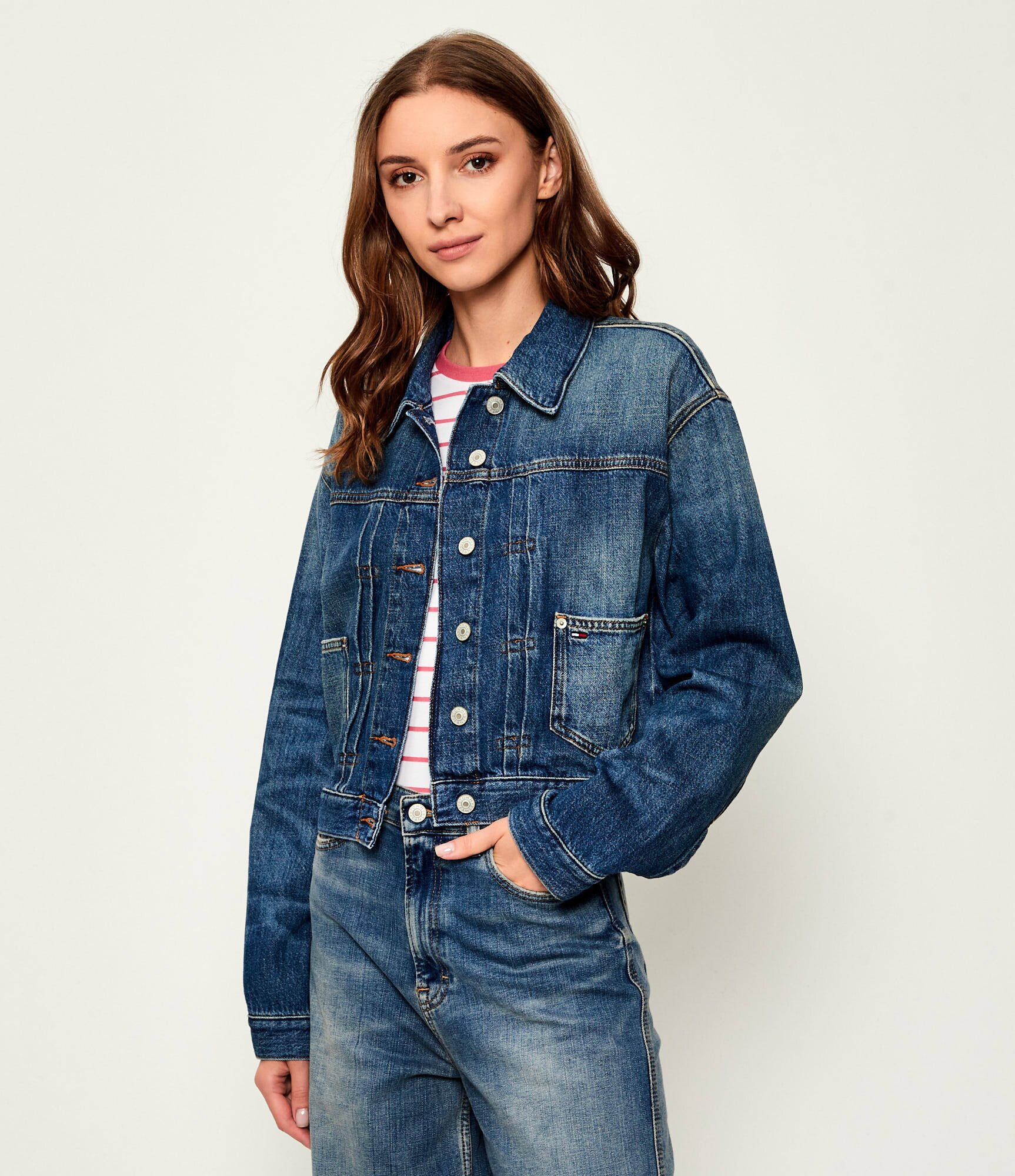 Tommy Jeans De blugi geacă TRUCKER CI2037 | Loose fit