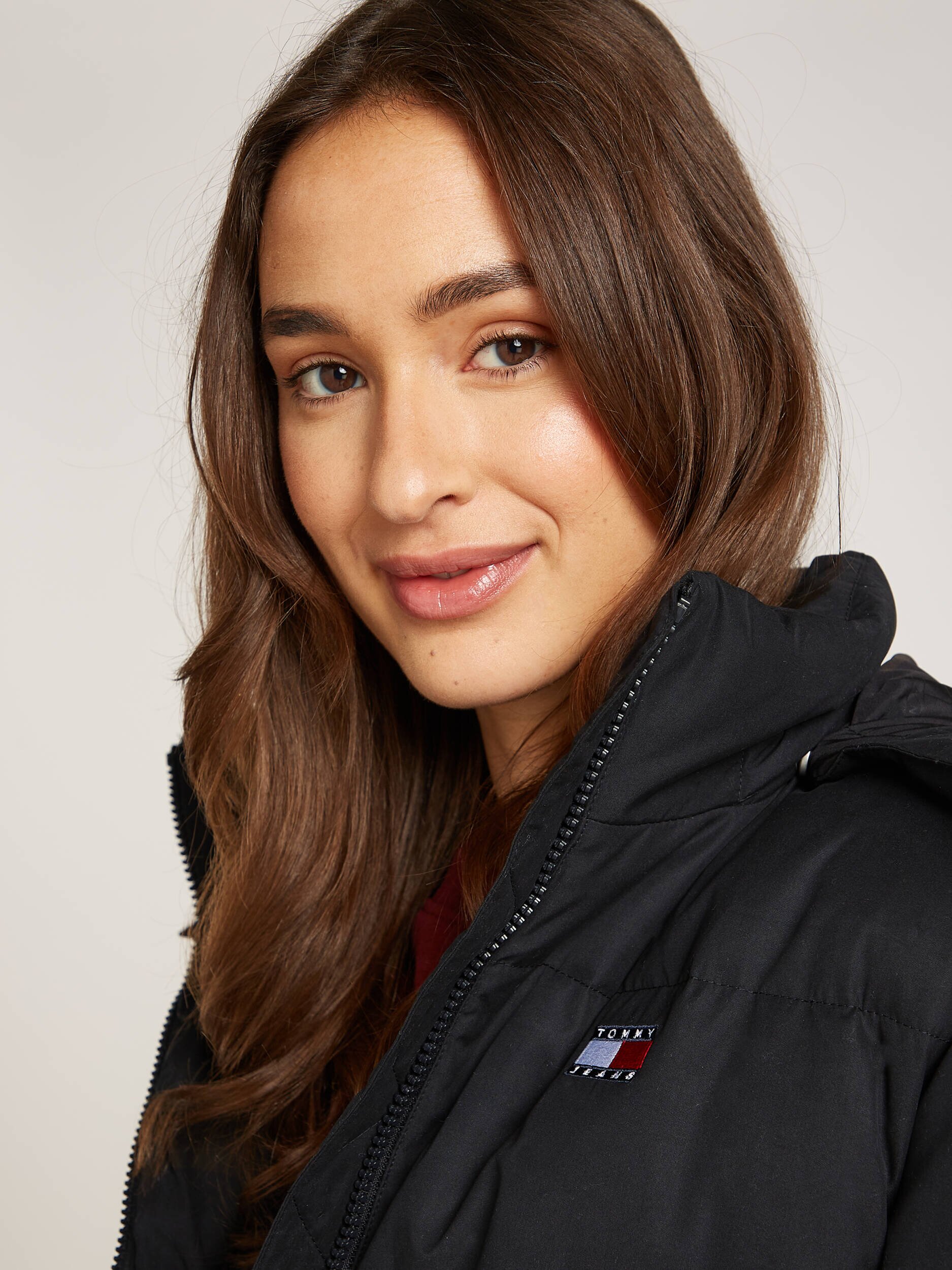 Tommy Jeans De puf geacă | Regular Fit