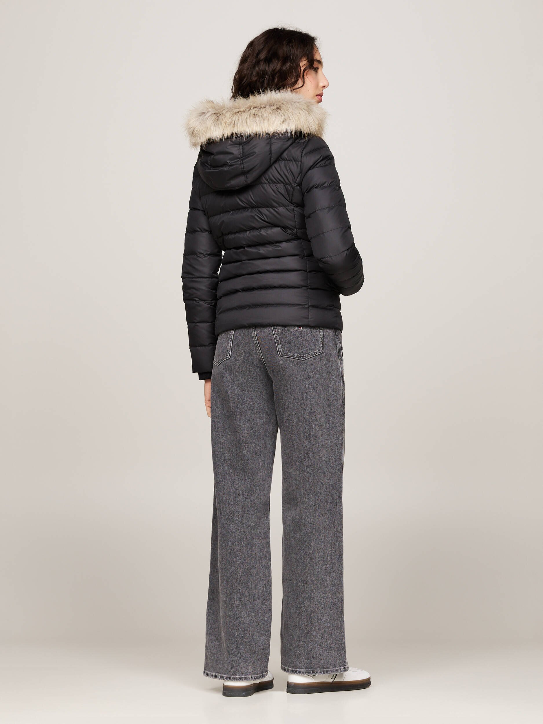 Tommy Jeans De puf geacă | Slim Fit
