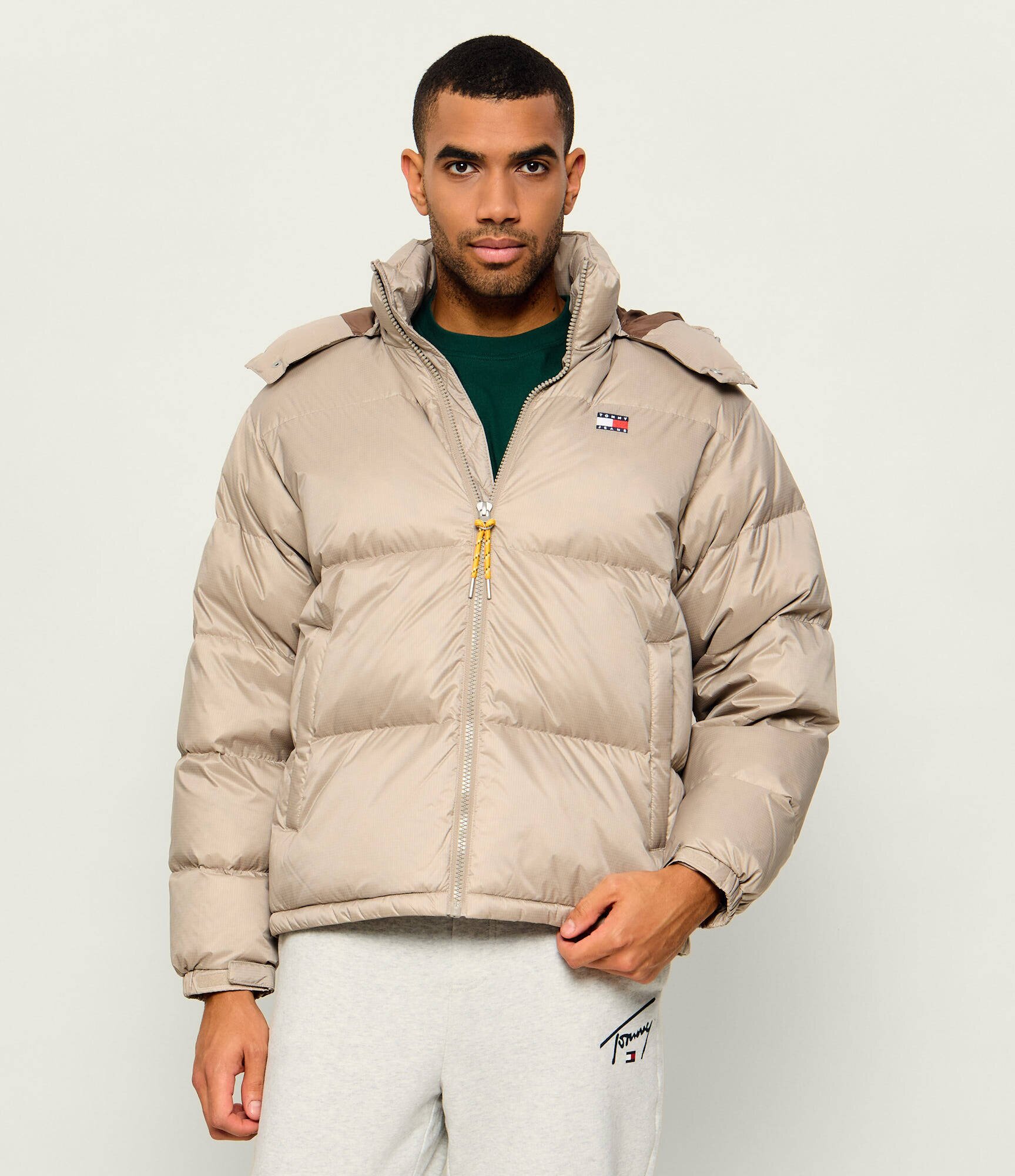 Tommy Jeans Geacă de puf Alaska | Relaxed fit
