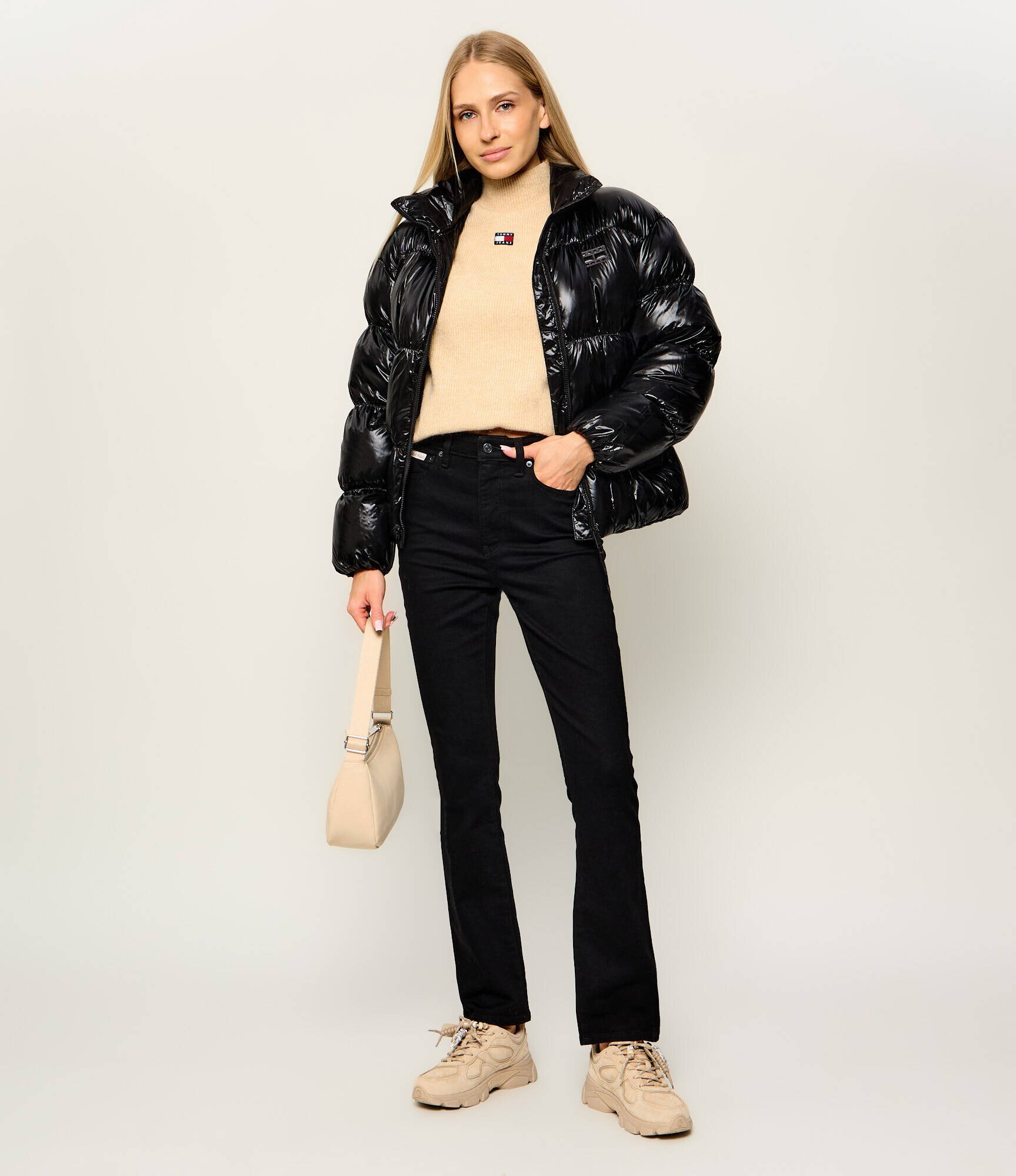 Tommy Jeans Guler înalt Badge | Relaxed fit cu adaos de lână