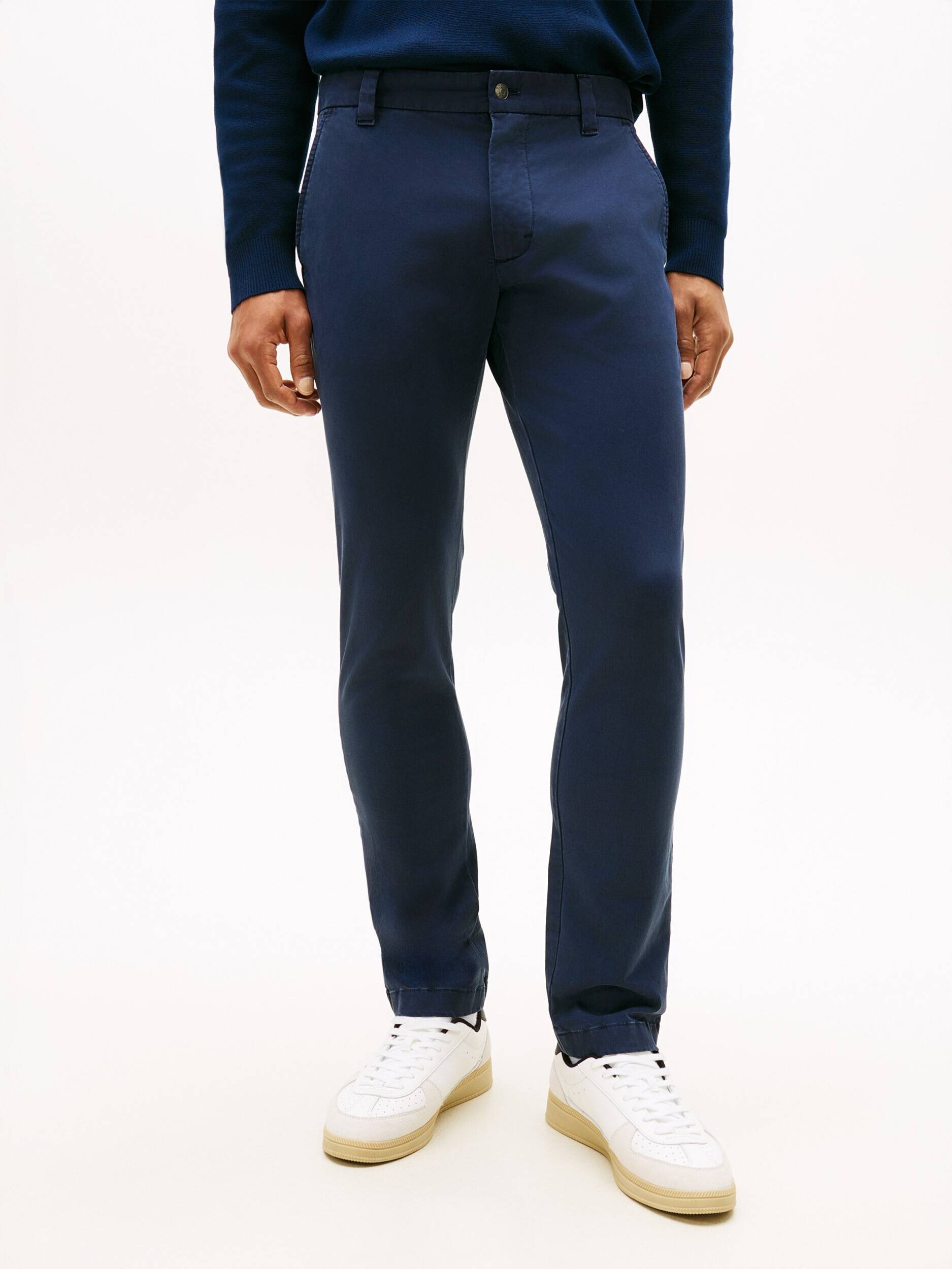 Tommy Jeans Pantaloni chino Scanton TH x F.C. Liverpool | Slim Fit