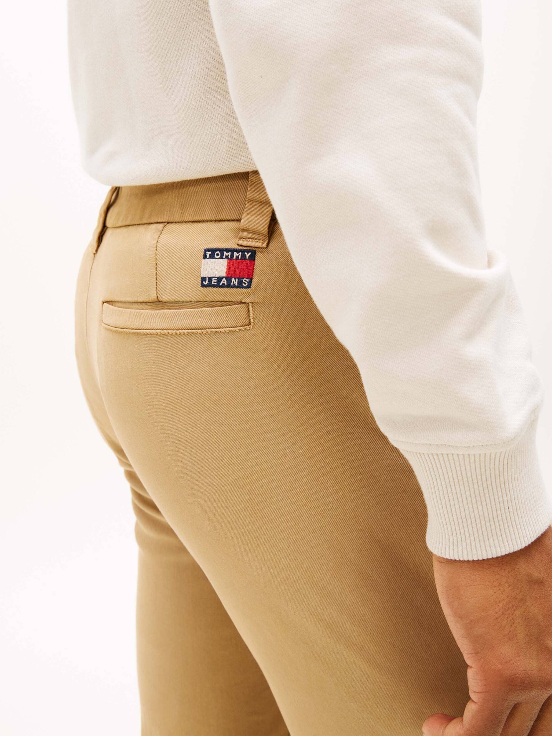 Tommy Jeans Pantaloni chino Scanton TH x F.C. Liverpool | Slim Fit
