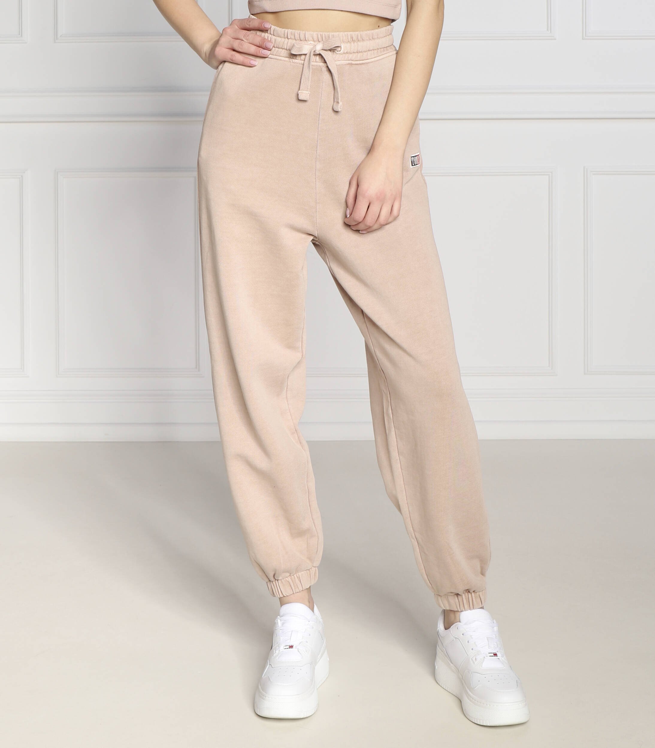 Tommy Jeans Pantaloni de trening TIMELESS 1 WASHED | Relaxed fit