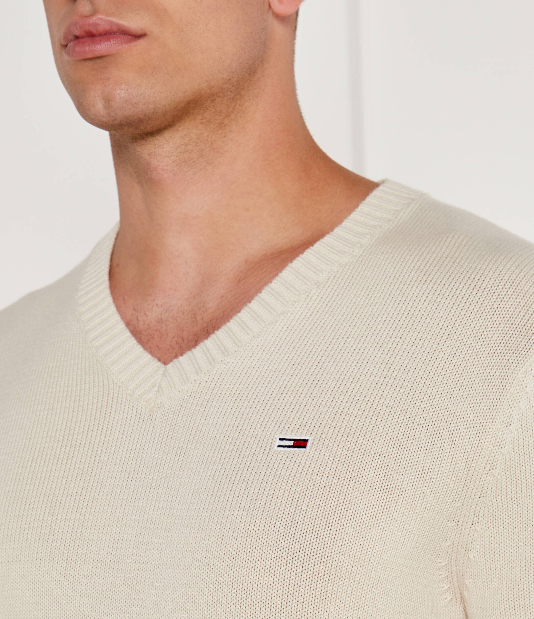 Tommy Jeans Pulover Essential | Regular Fit