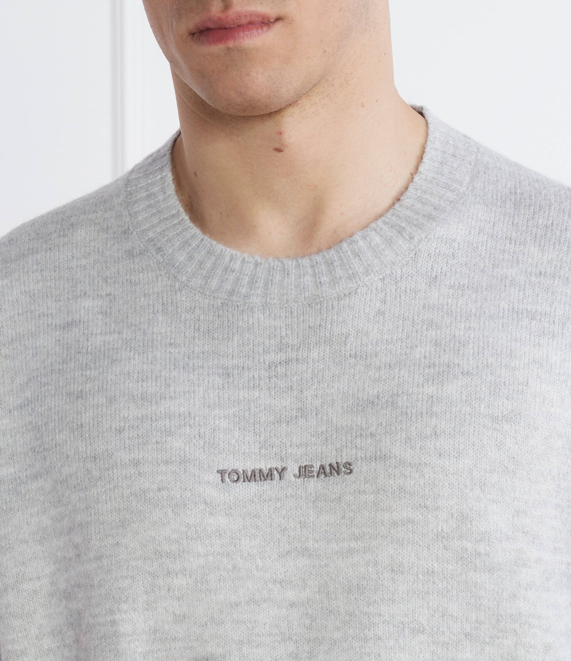 Tommy Jeans Pulover | Regular Fit