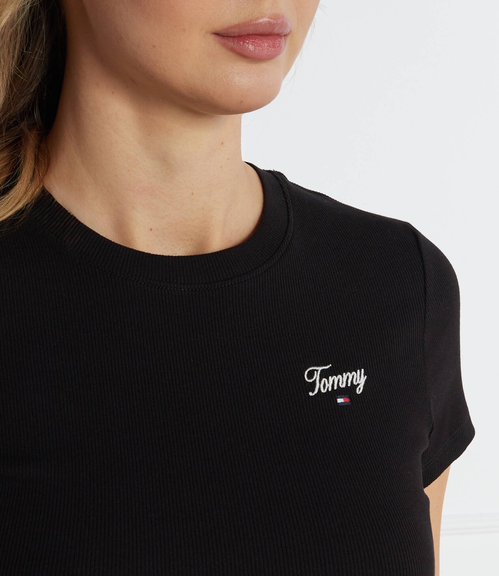 Tommy Jeans Tricou | Cropped Fit