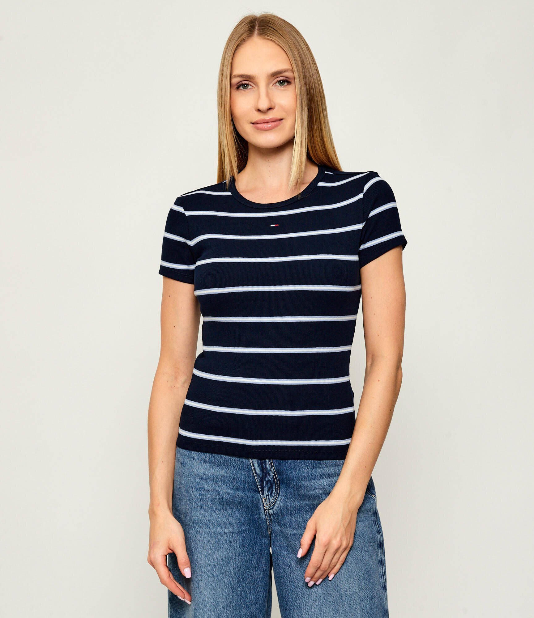 Tommy Jeans Tricou ESSENTIAL | Slim Fit