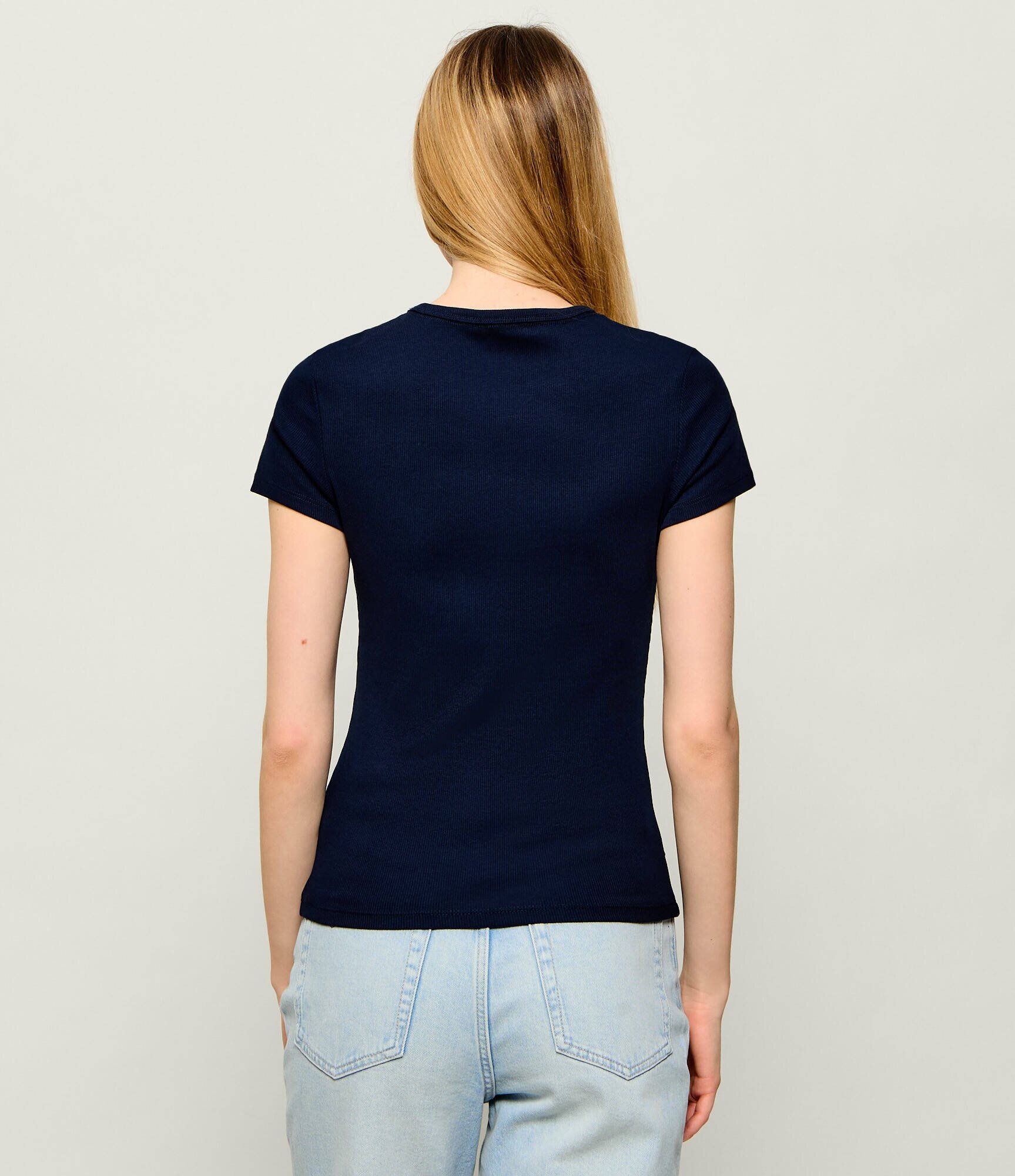 Tommy Jeans Tricou ESSENTIAL | Slim Fit