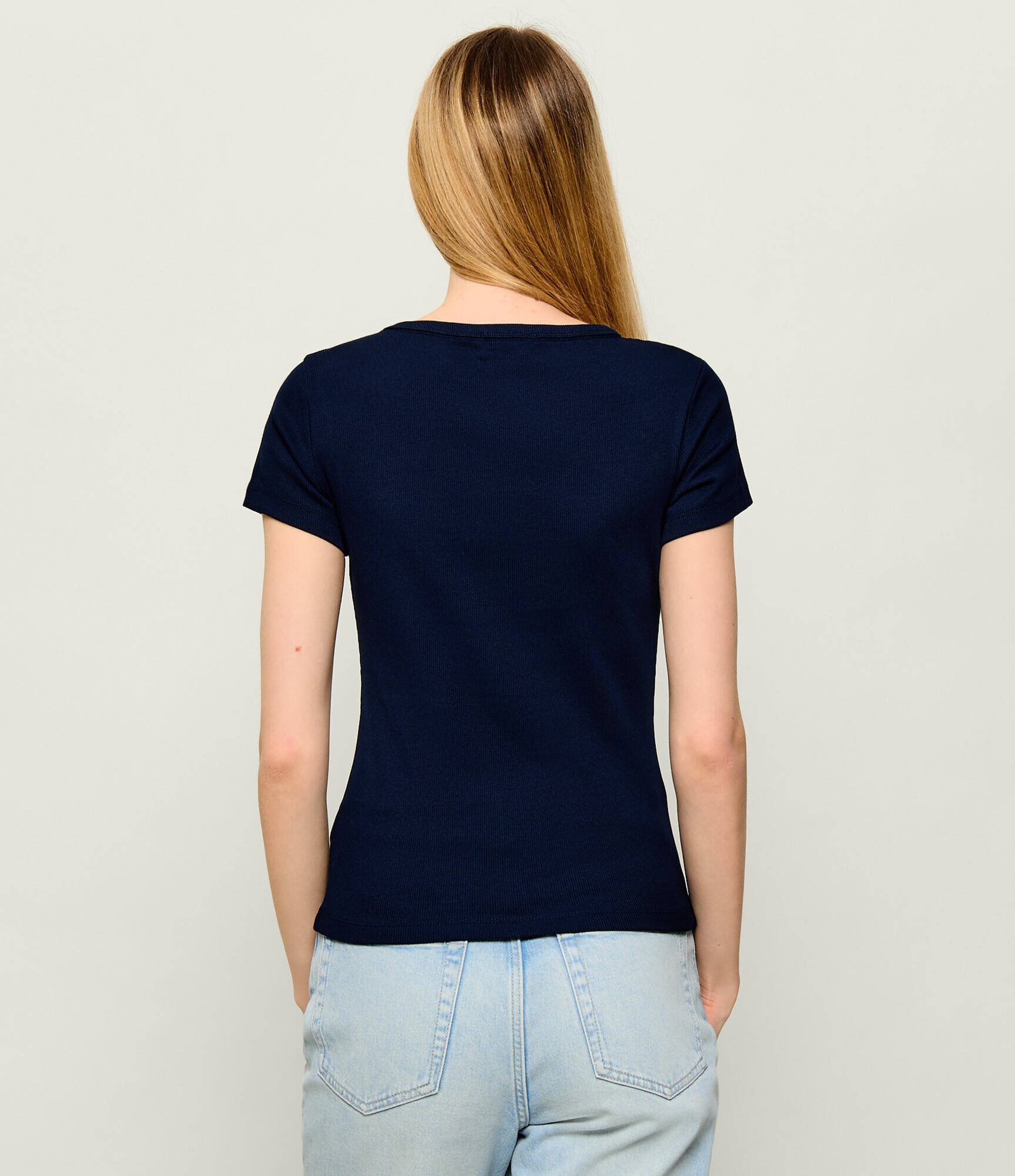 Tommy Jeans Tricou ESSENTIAL | Slim Fit