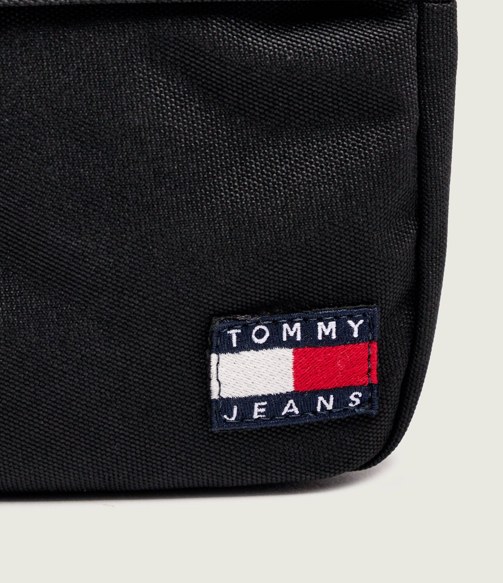 Tommy Jeans Trusă pentru cosmetice TJM Ess Daily
