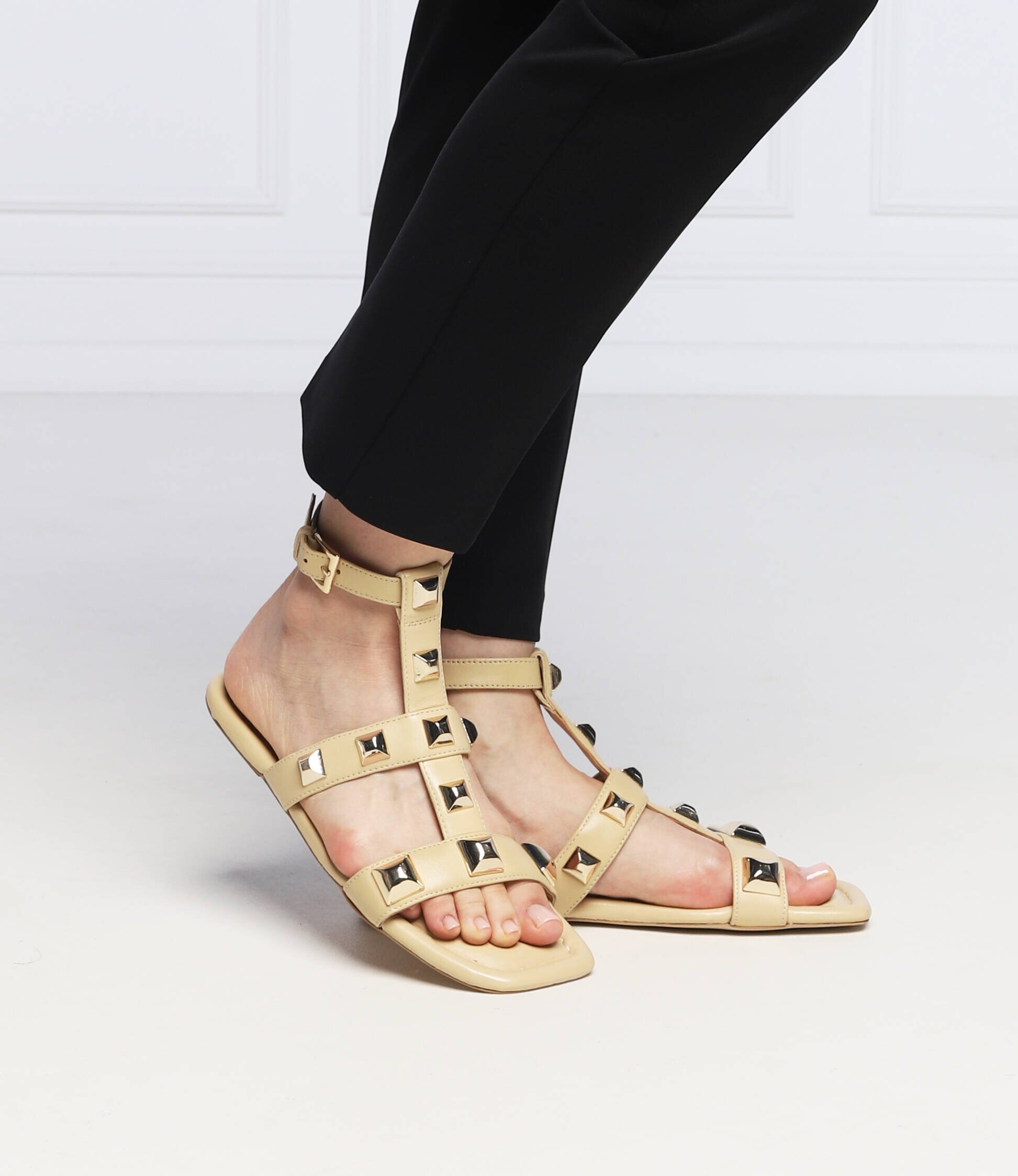 Twinset De piele sandale