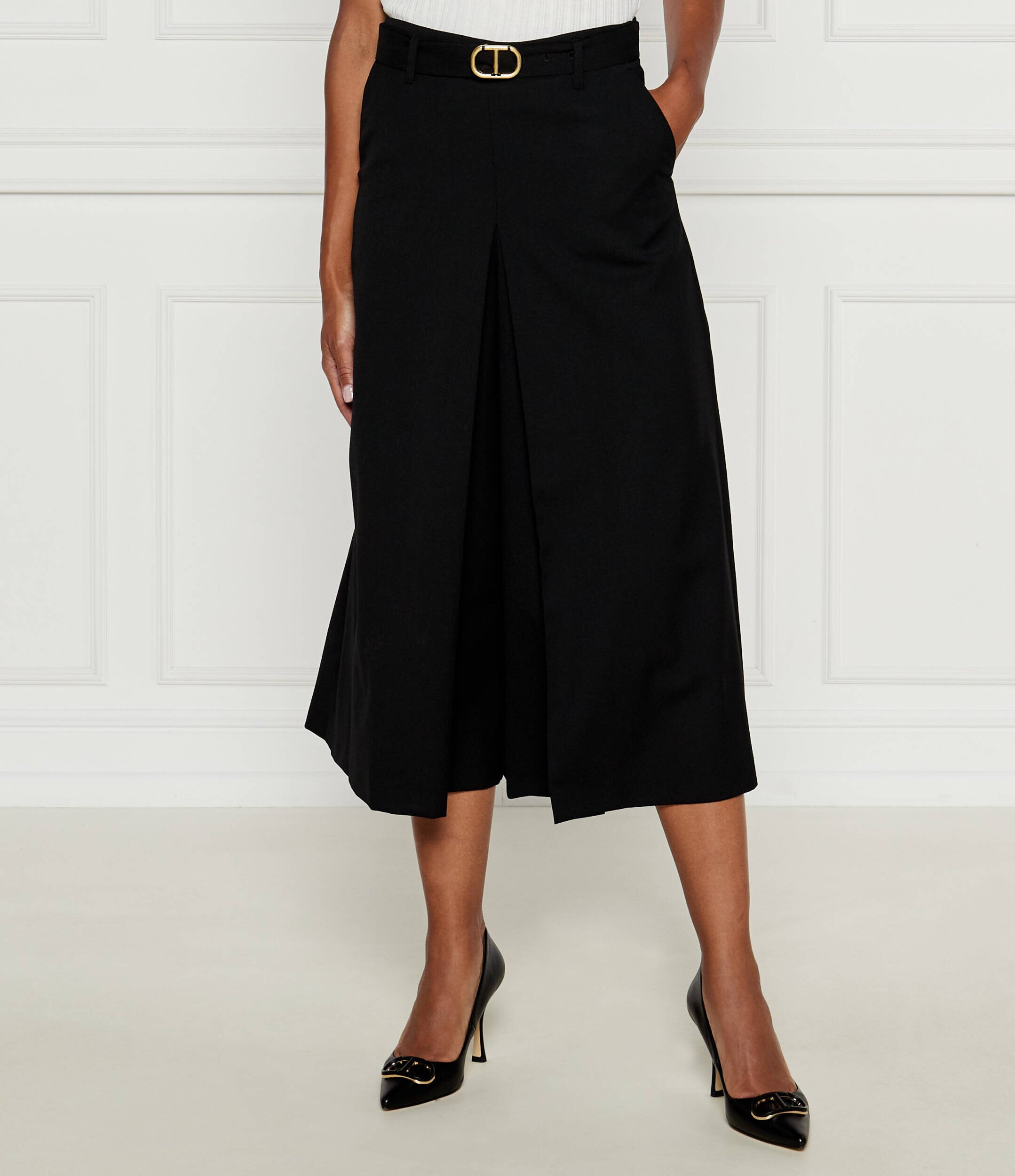 Twinset Pantaloni | Loose fit cu adaos de lână