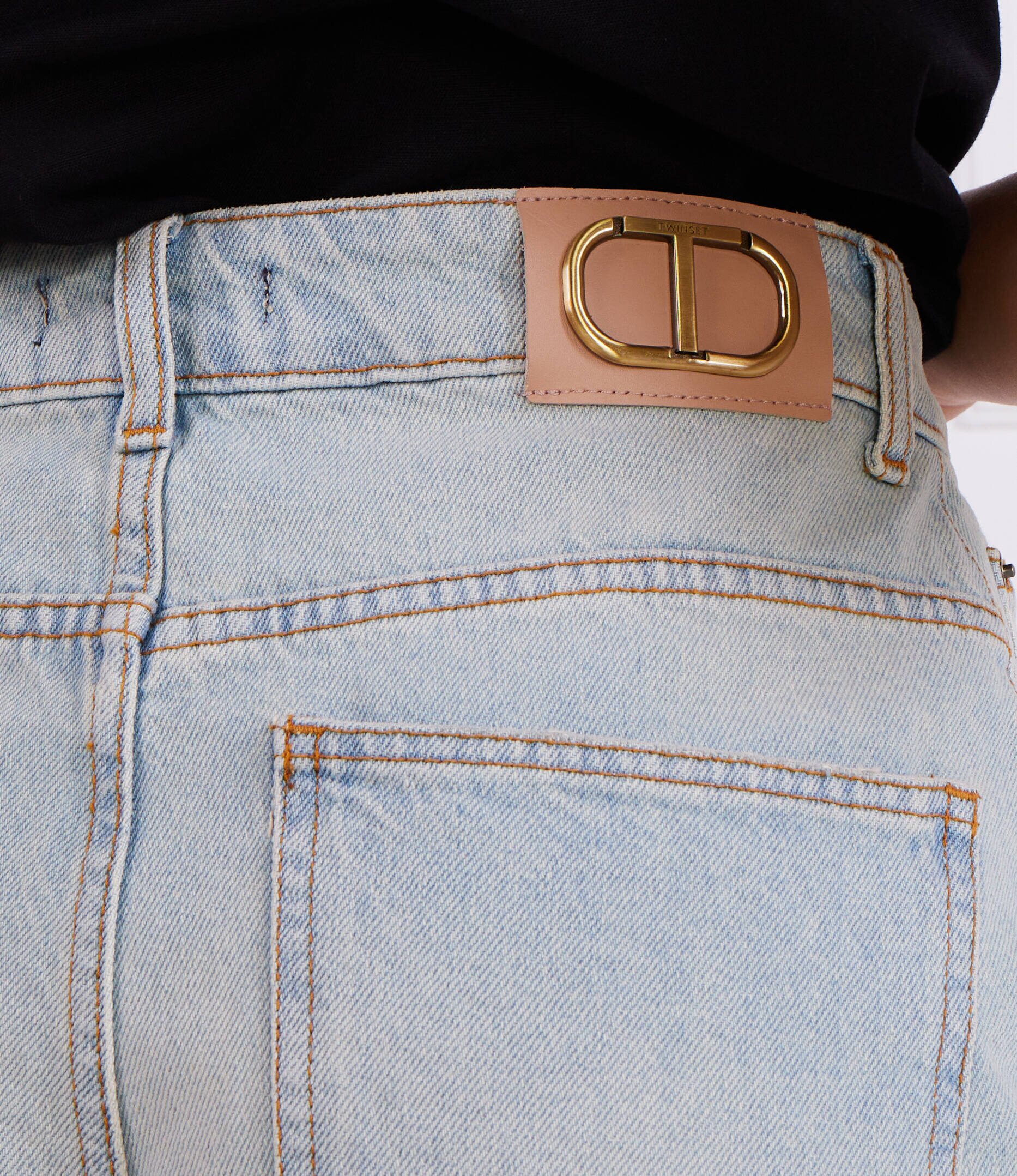 Twinset Pantaloni scurți | Regular Fit