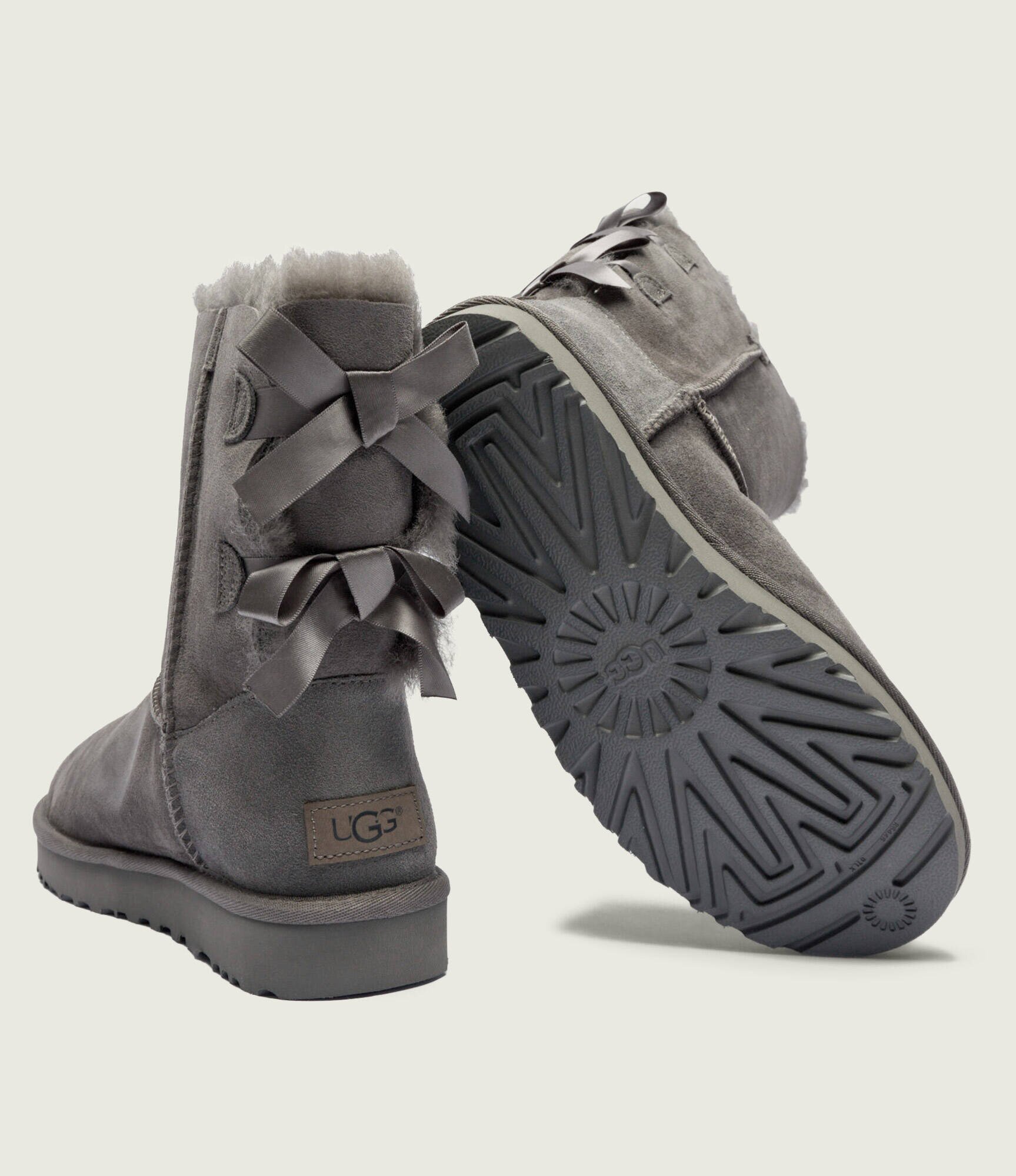 UGG Bocanci Bow II | shearling | zamsz