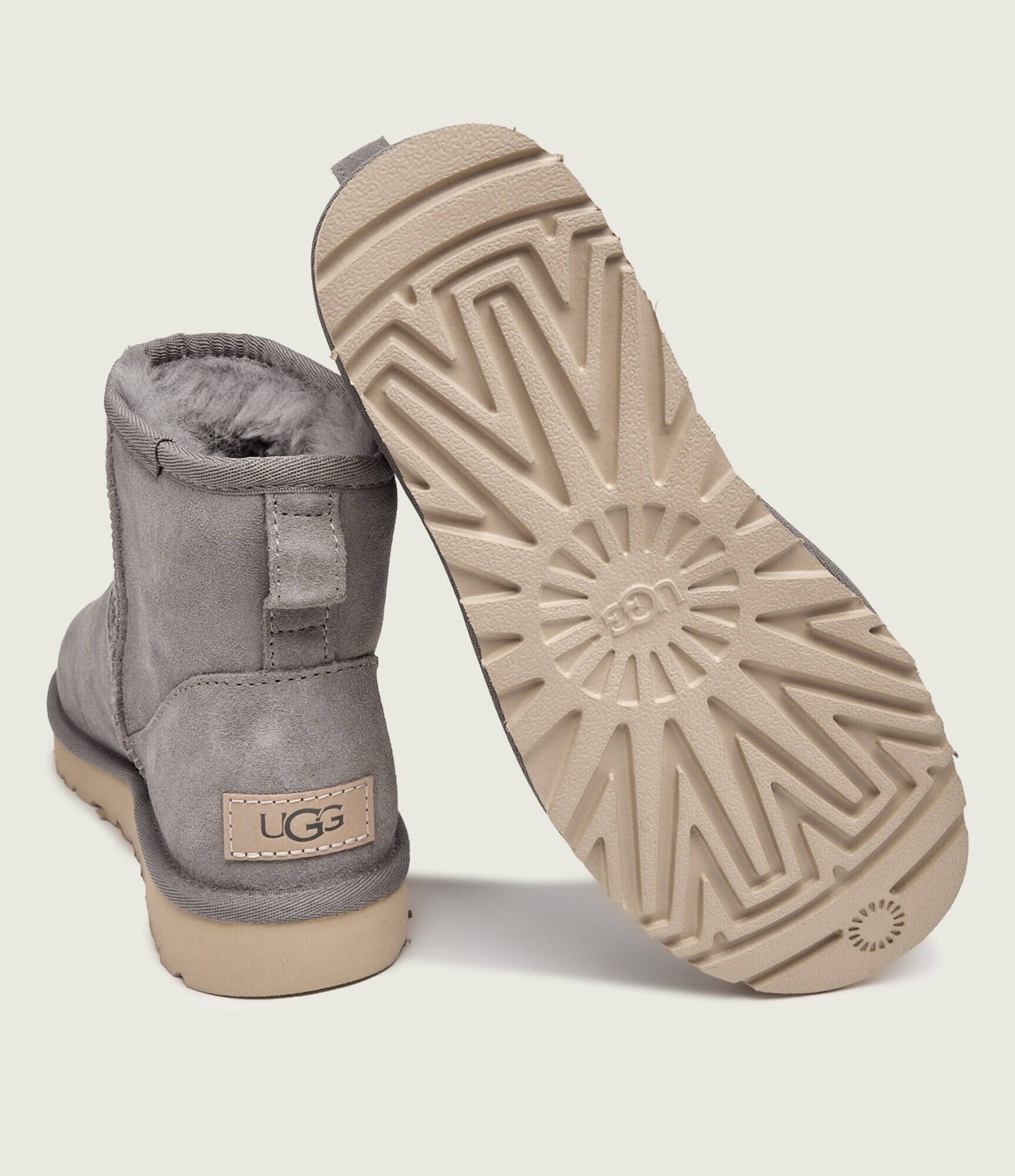 UGG Bocanci Classic Mini II | piele întoarsă