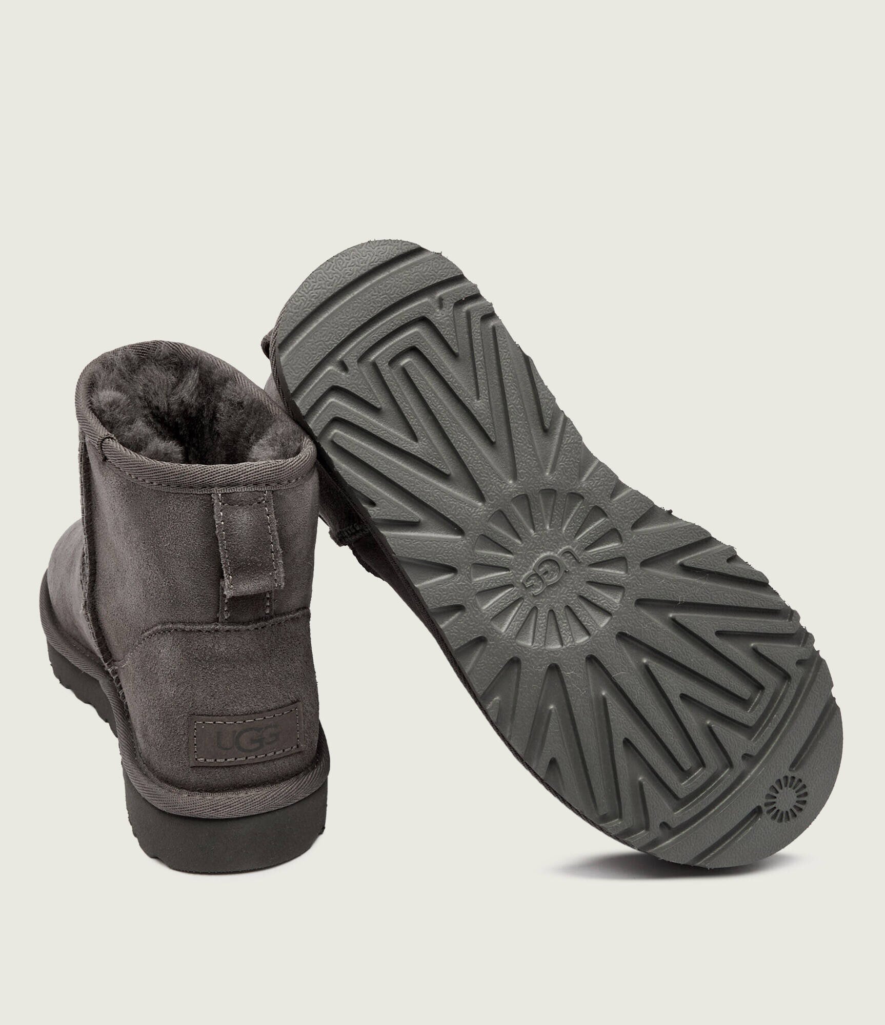 UGG Bocanci Classic Mini II | piele întoarsă