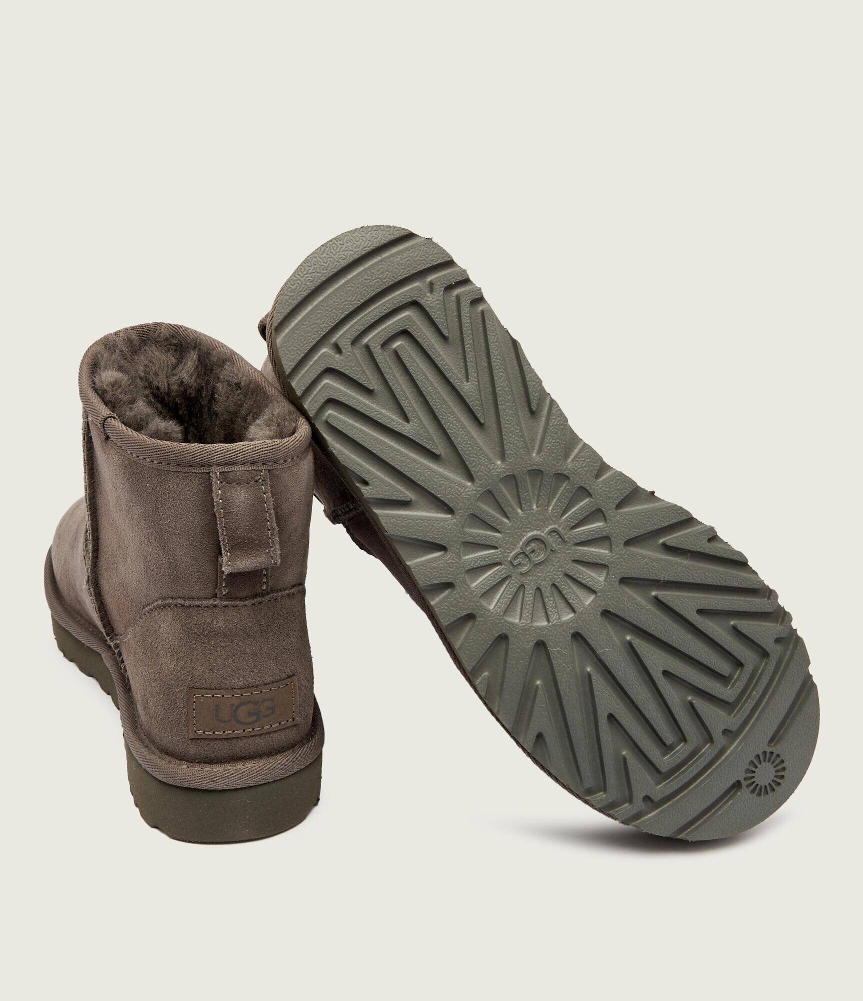 UGG Bocanci Classic Mini II | piele întoarsă